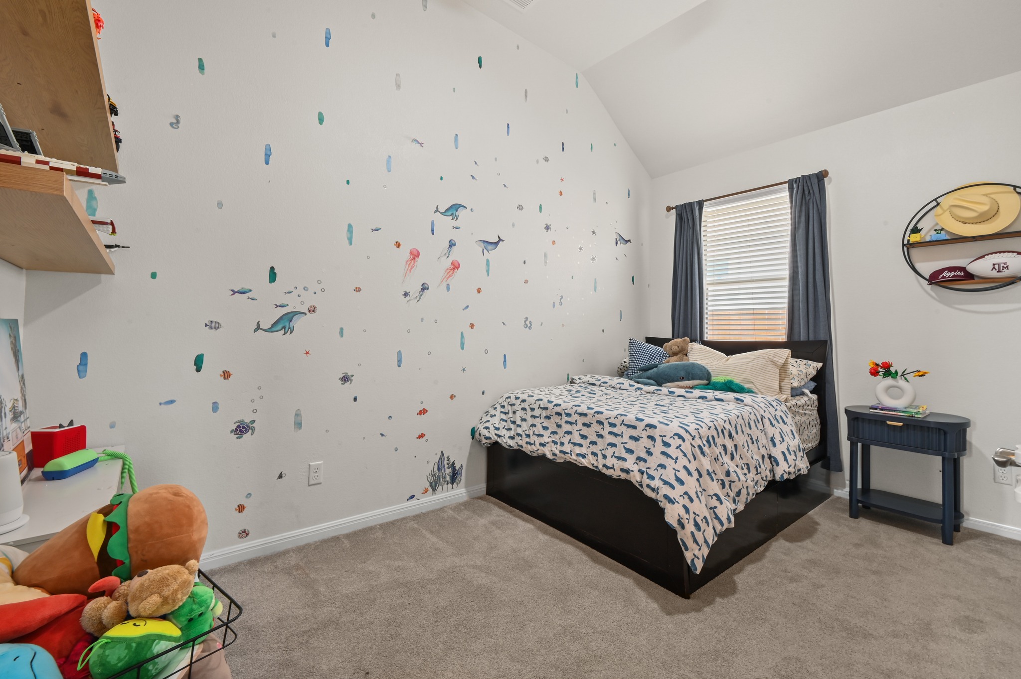 main property photo 25