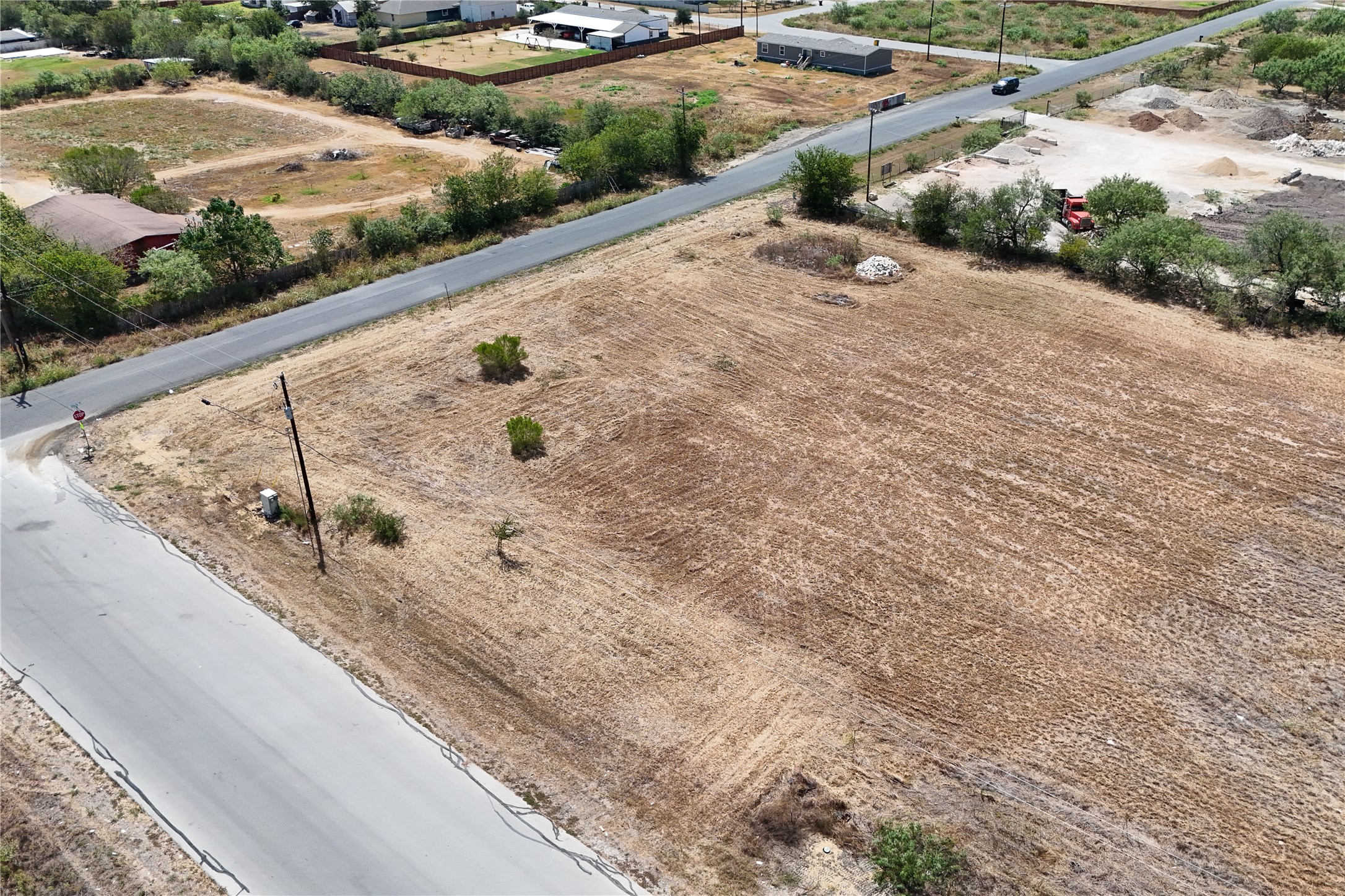 main property photo 7