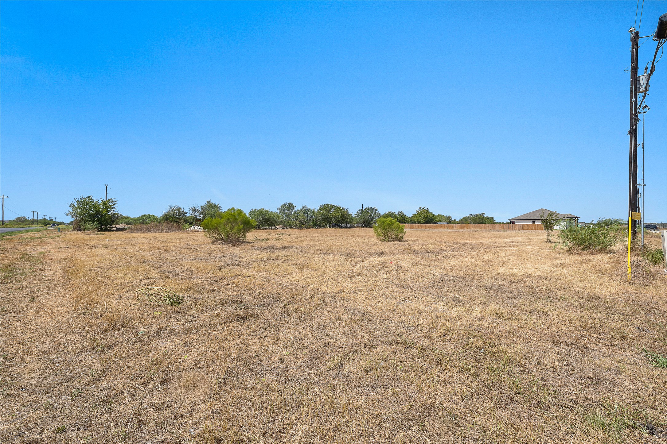 main property photo 9