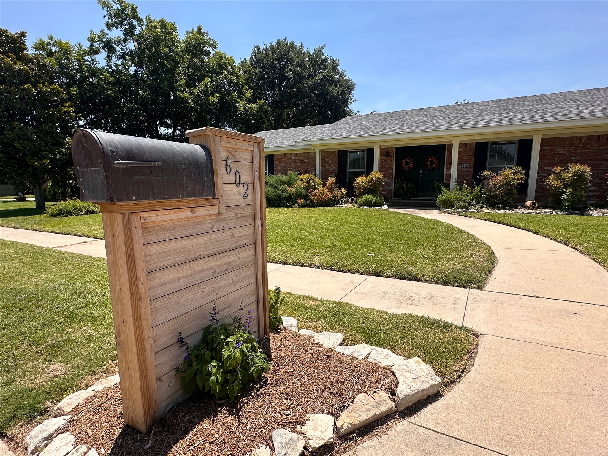 main property photo 2