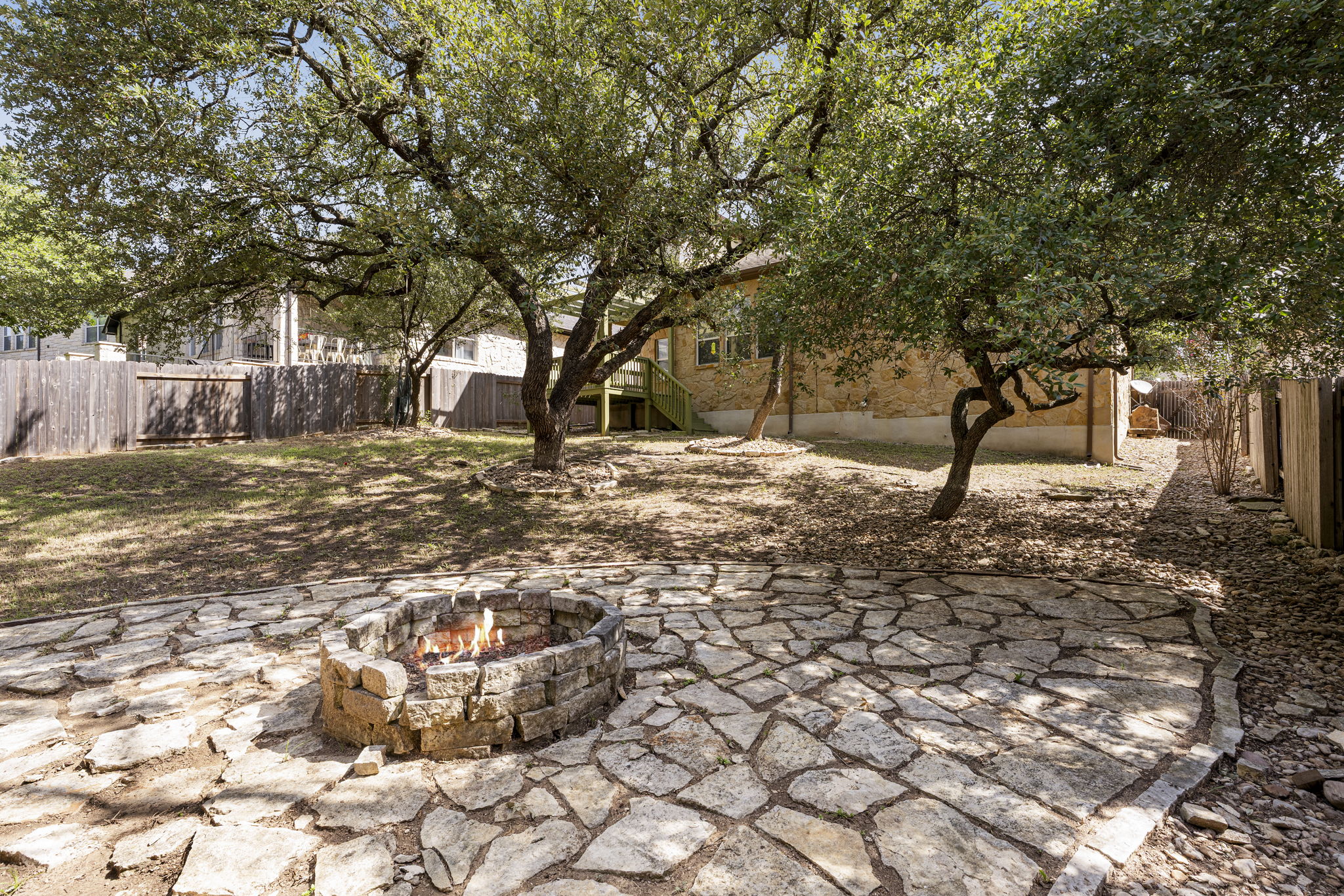 main property photo 16