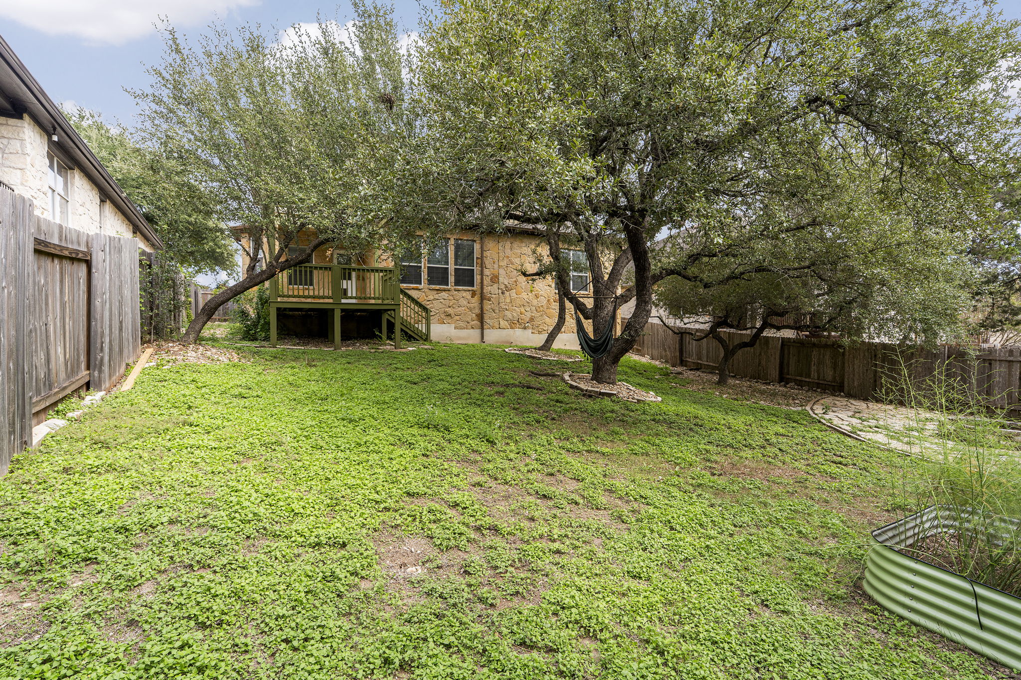 main property photo 34