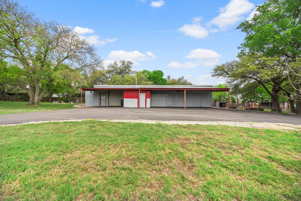main property photo 18