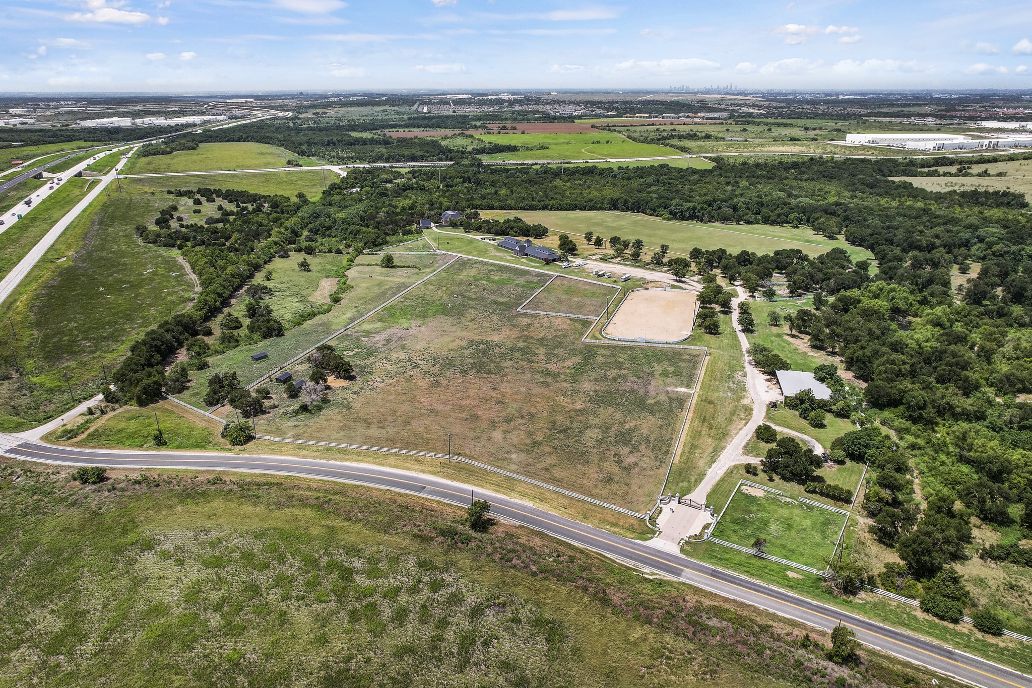 main property photo 10