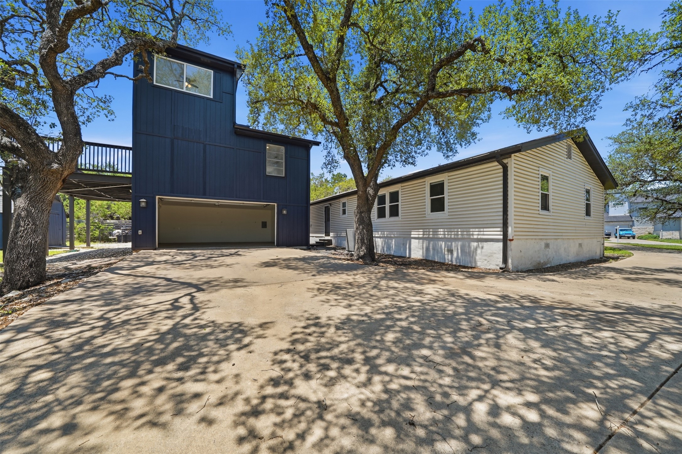 main property photo 22