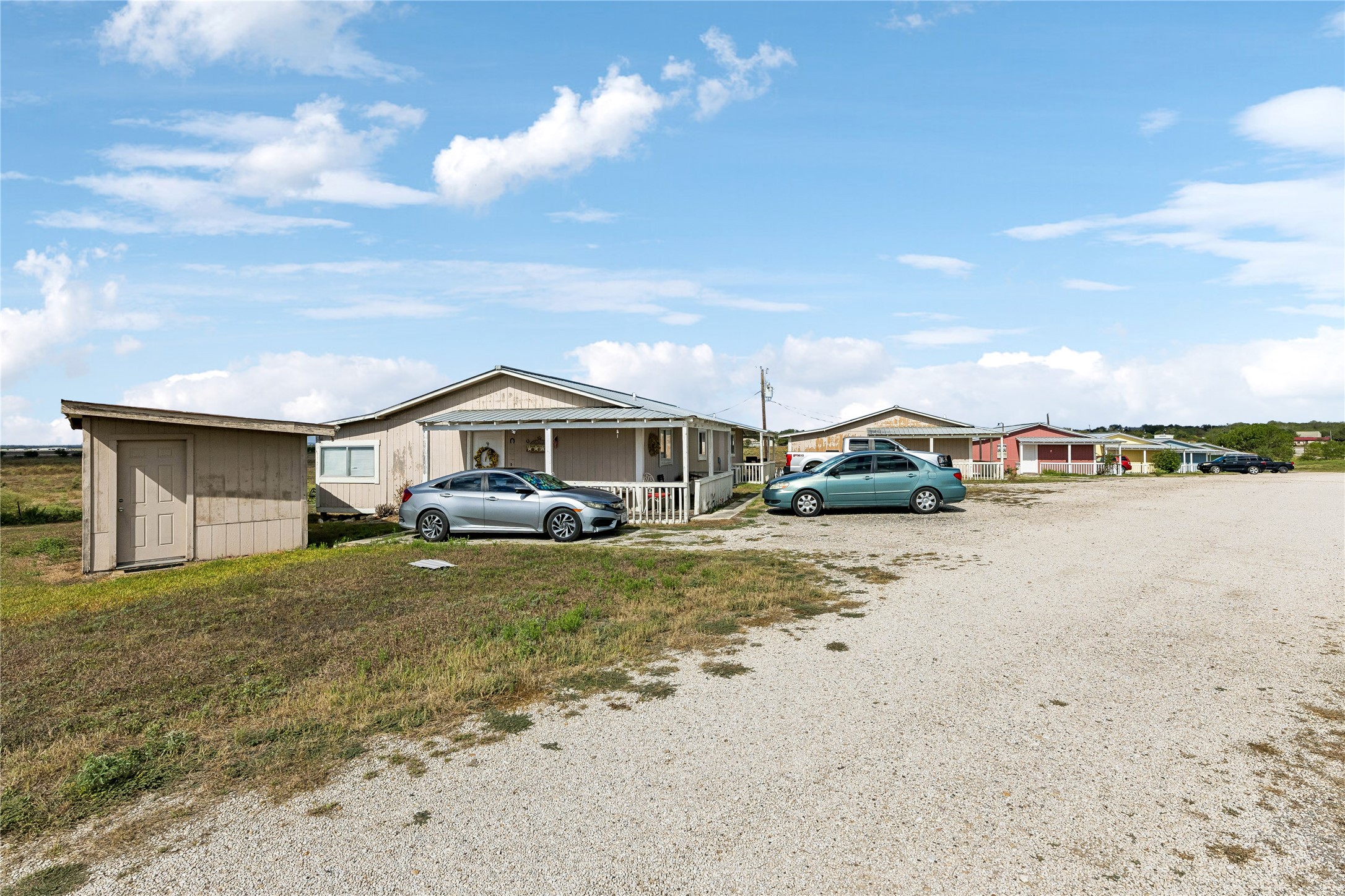 main property photo 14