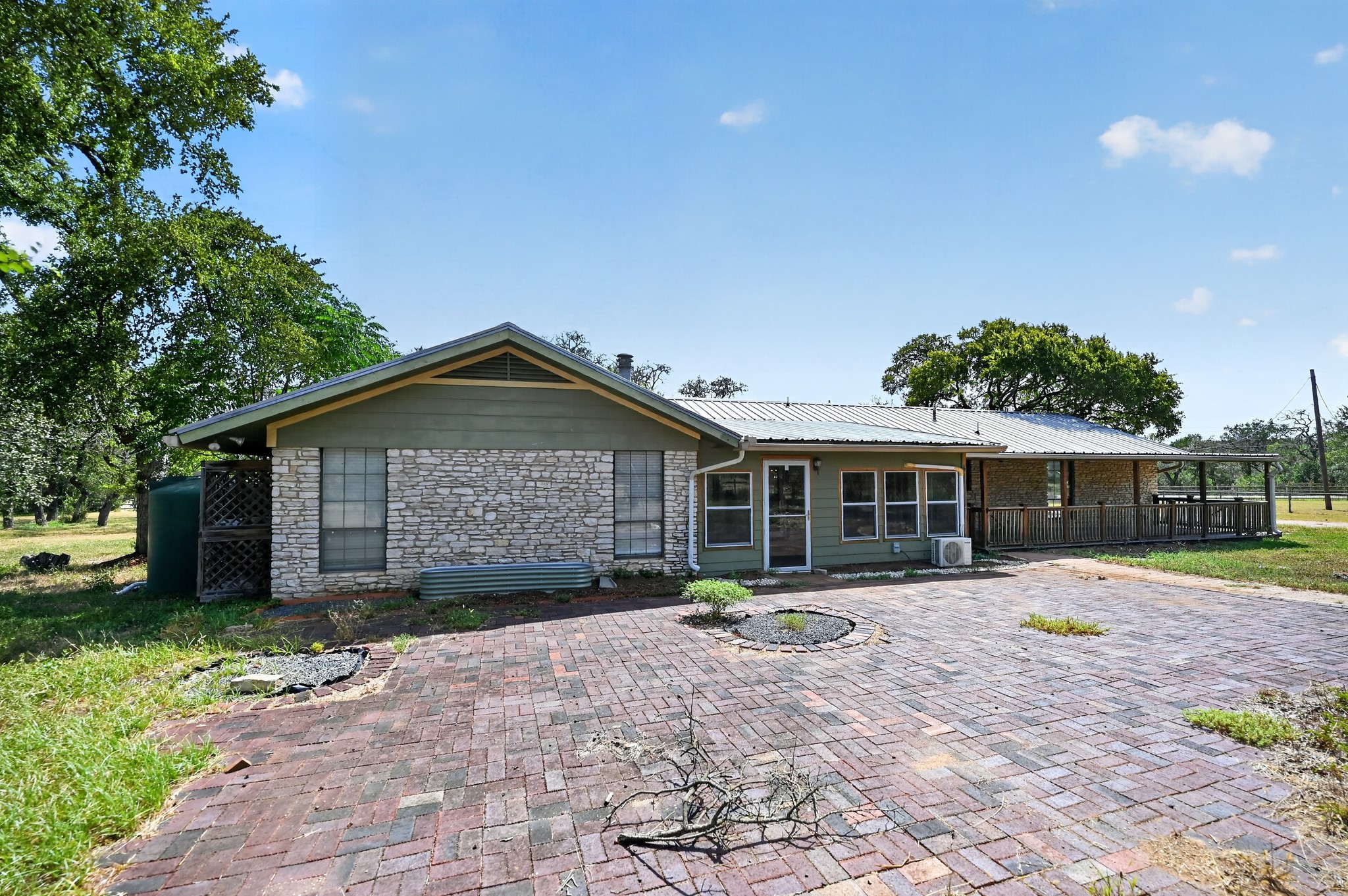 main property photo 61