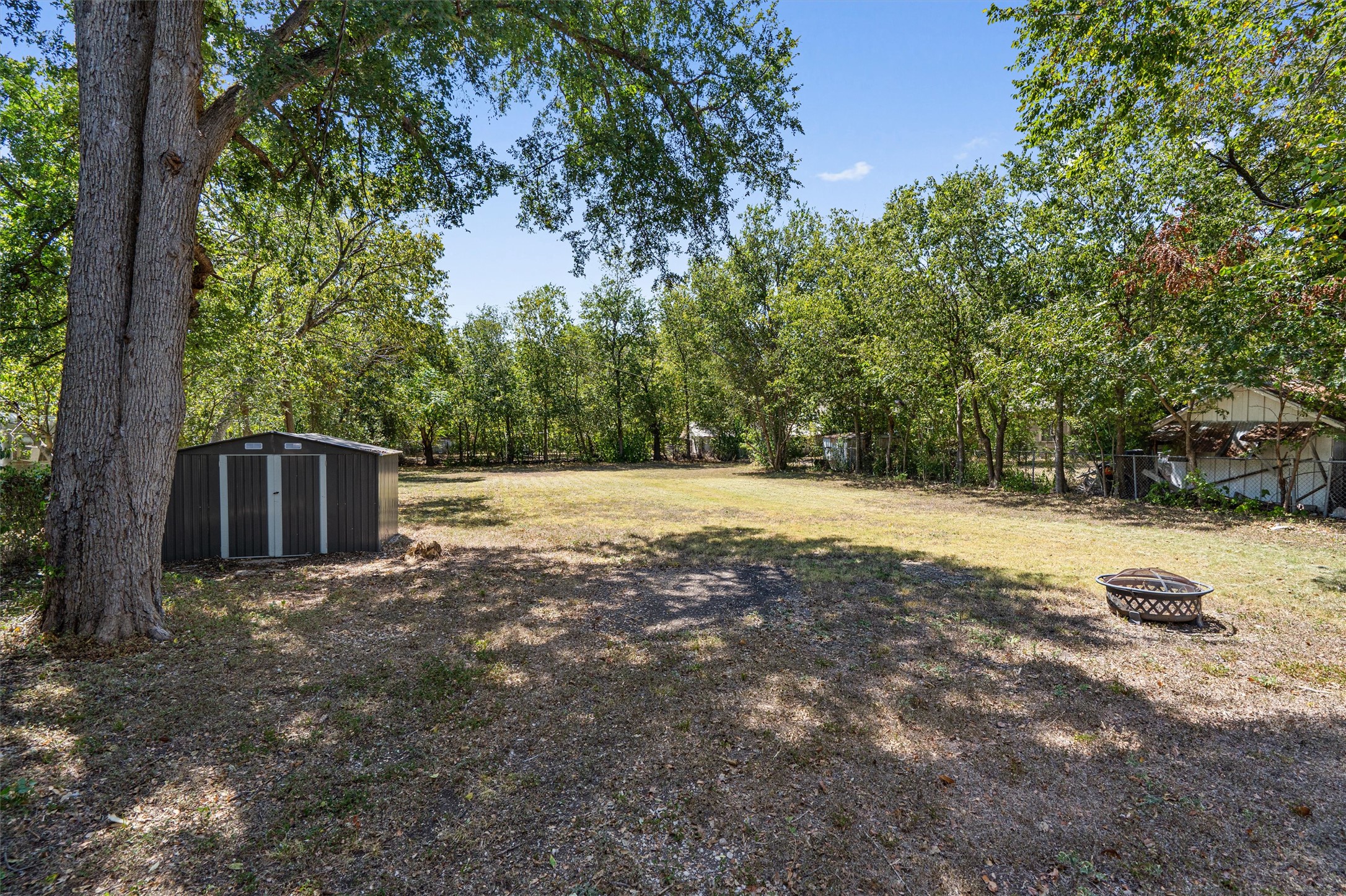 main property photo 26