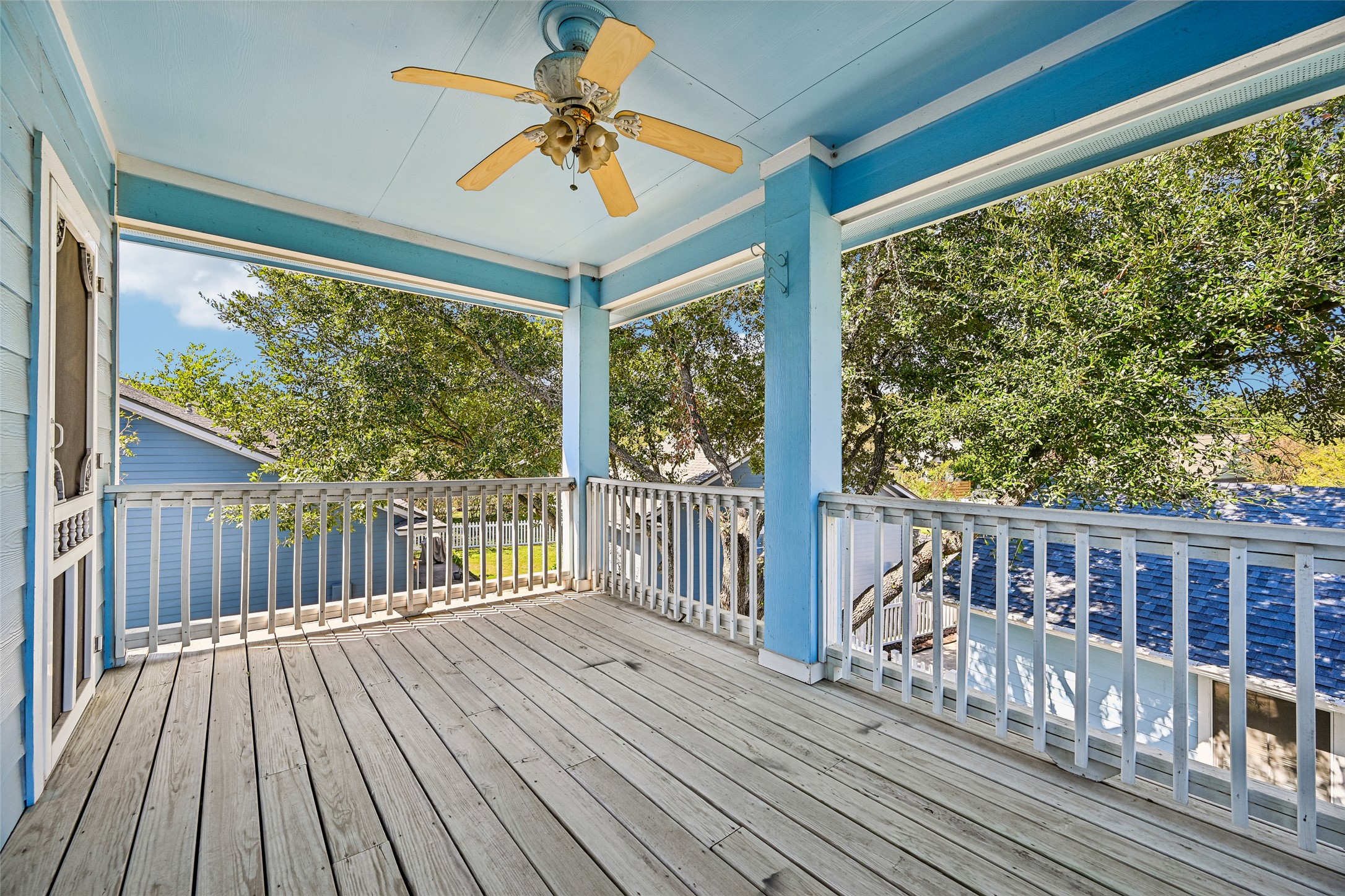 main property photo 29