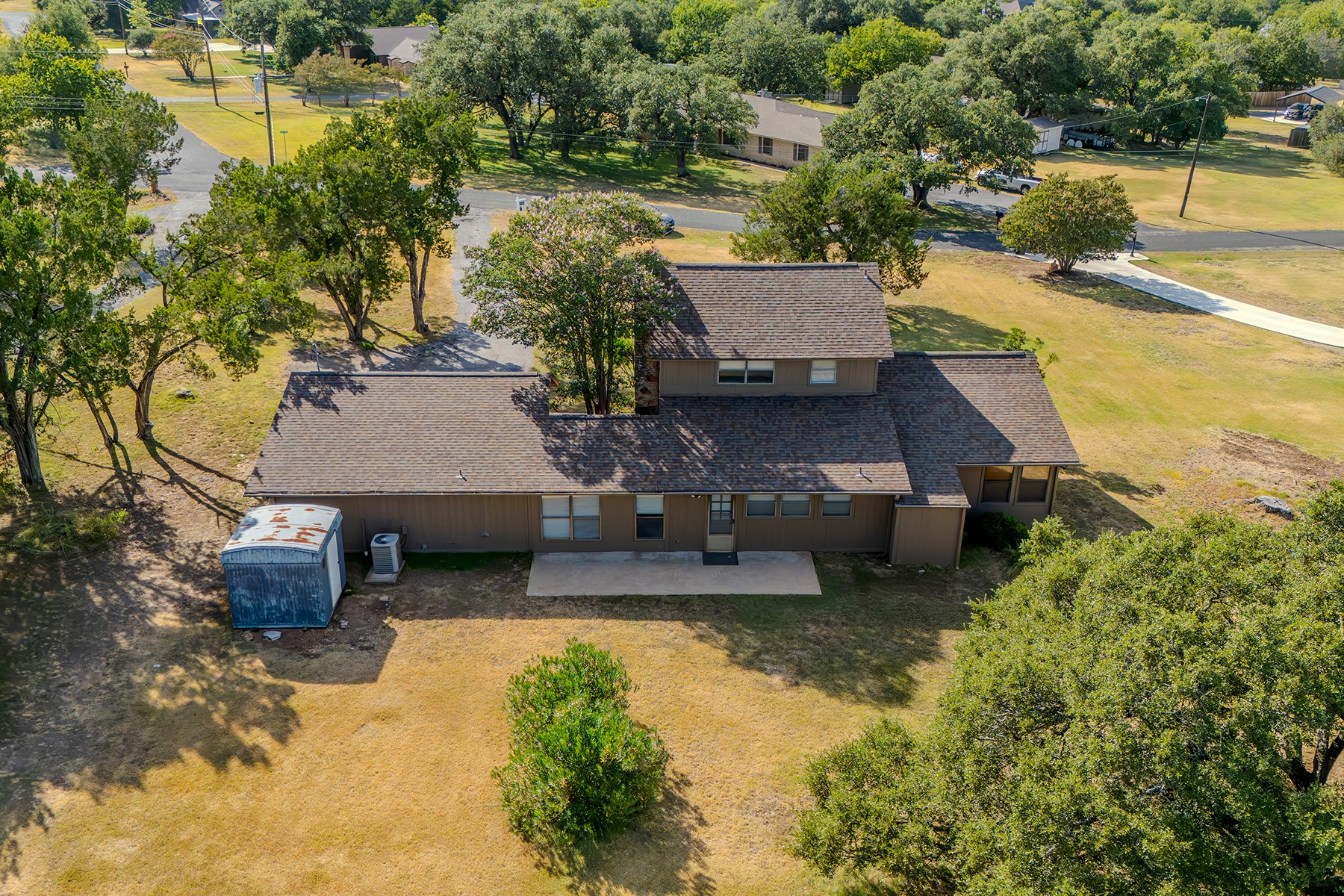 main property photo 27
