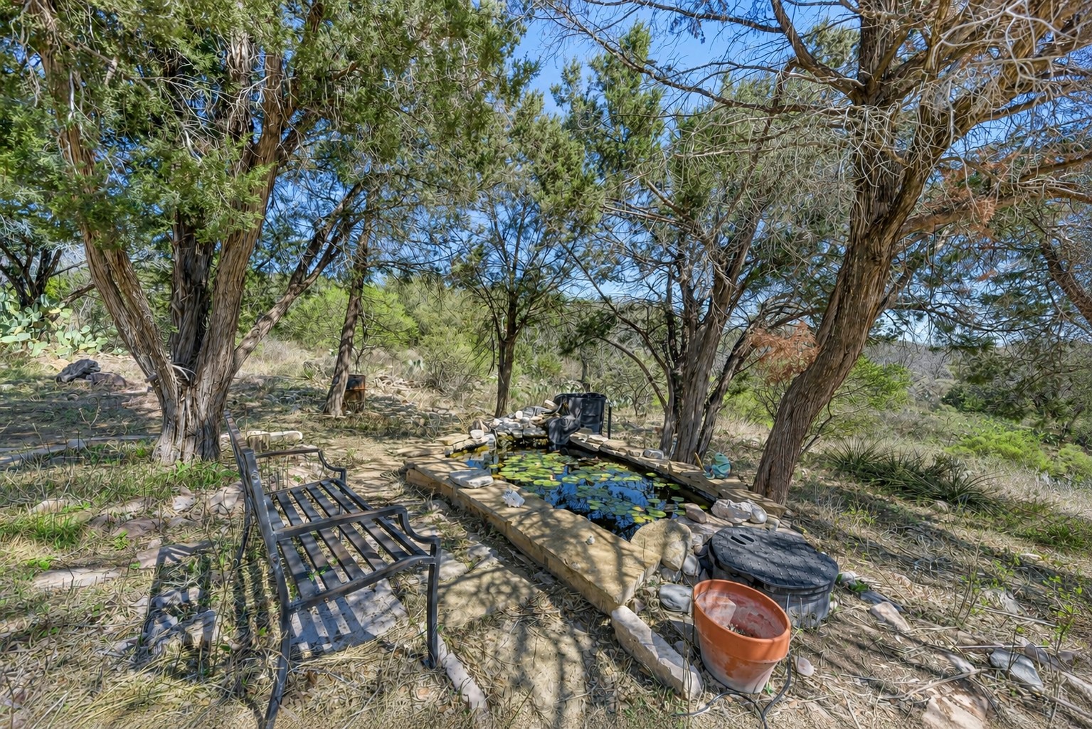 main property photo 34