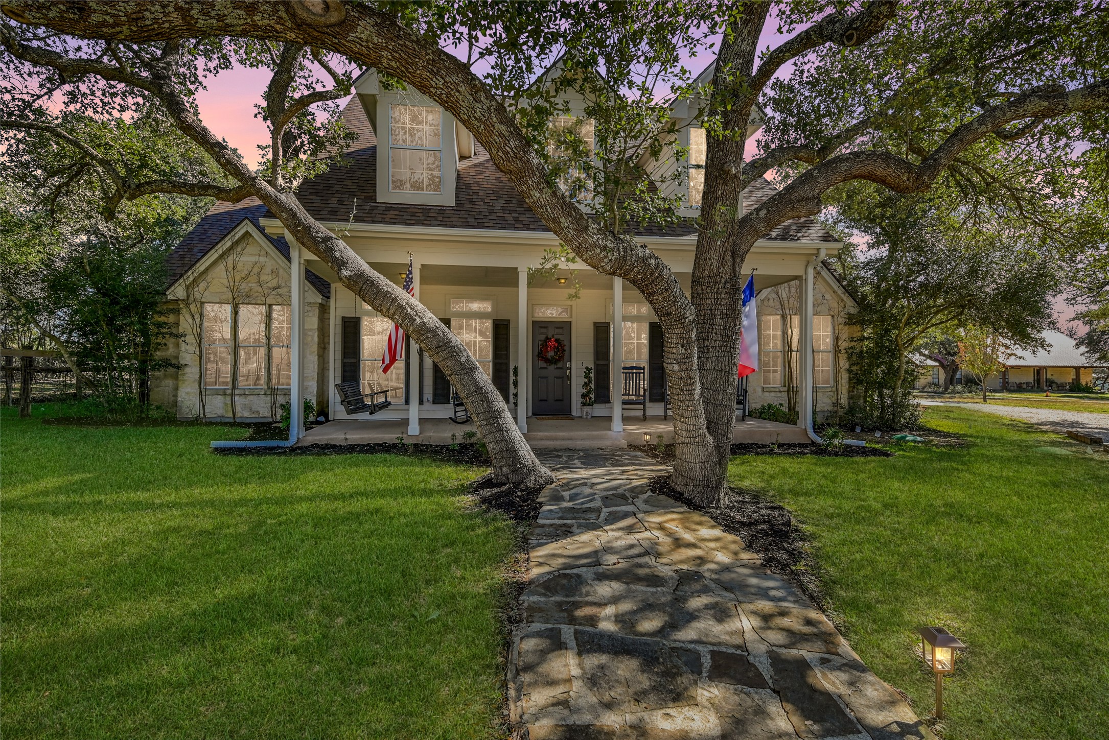 main property photo 32