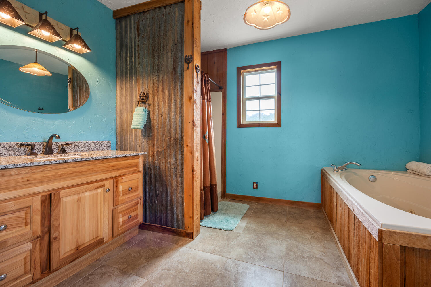 main property photo 13