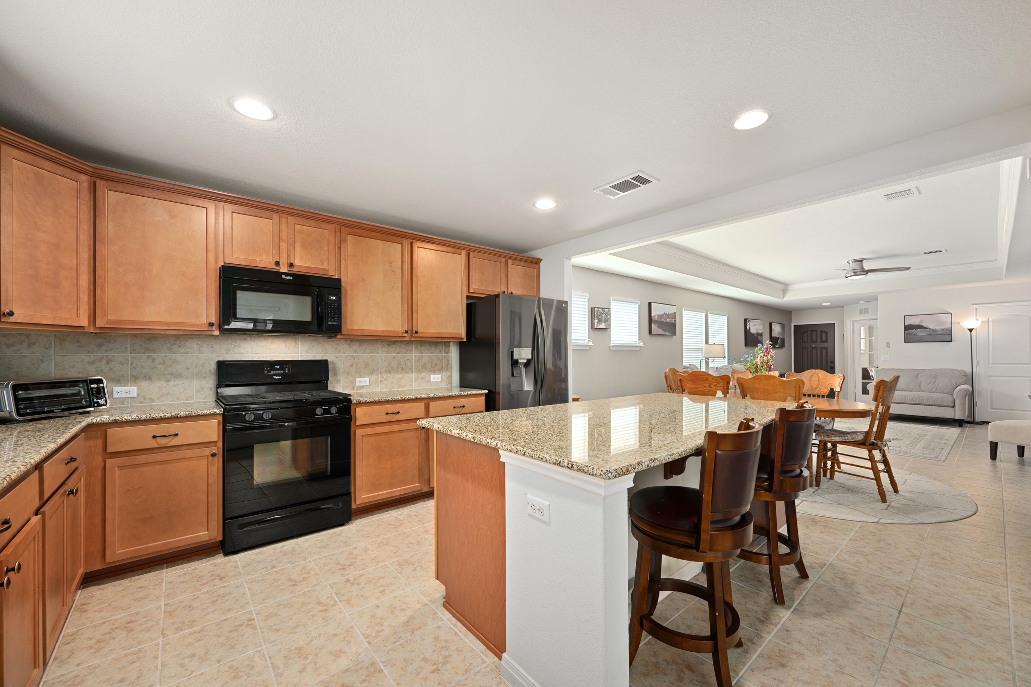 main property photo 15
