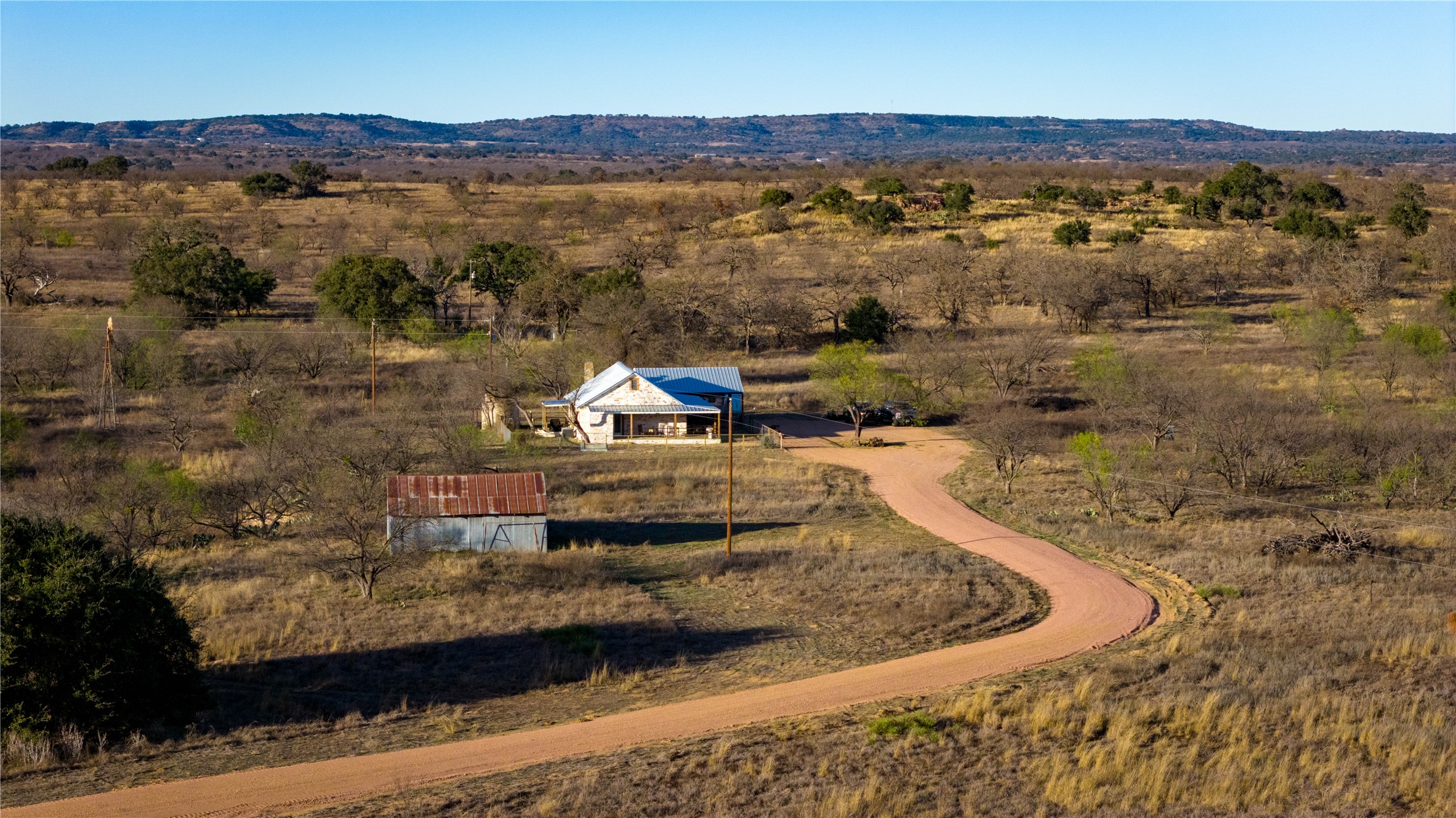 main property photo 30