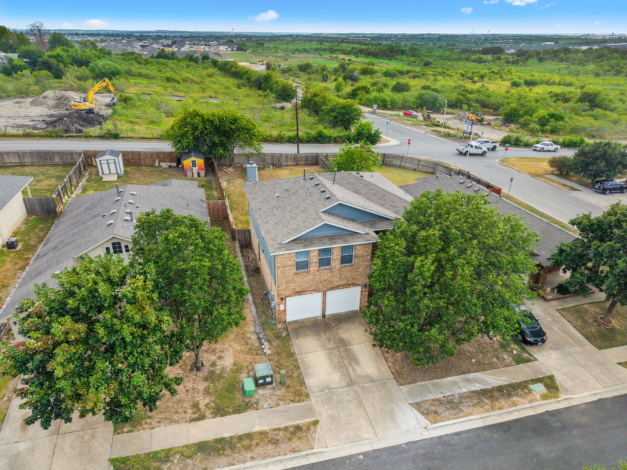 main property photo 33