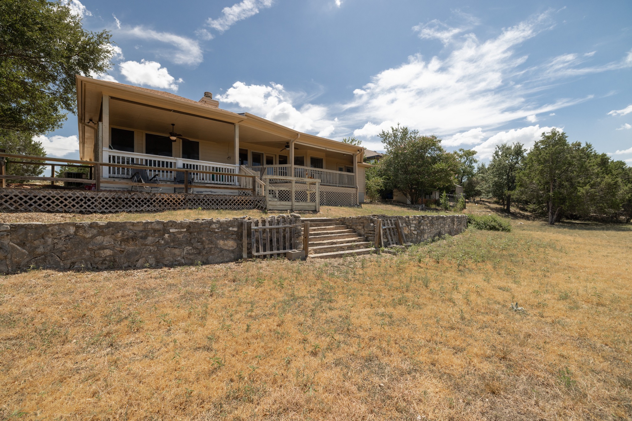 main property photo 26