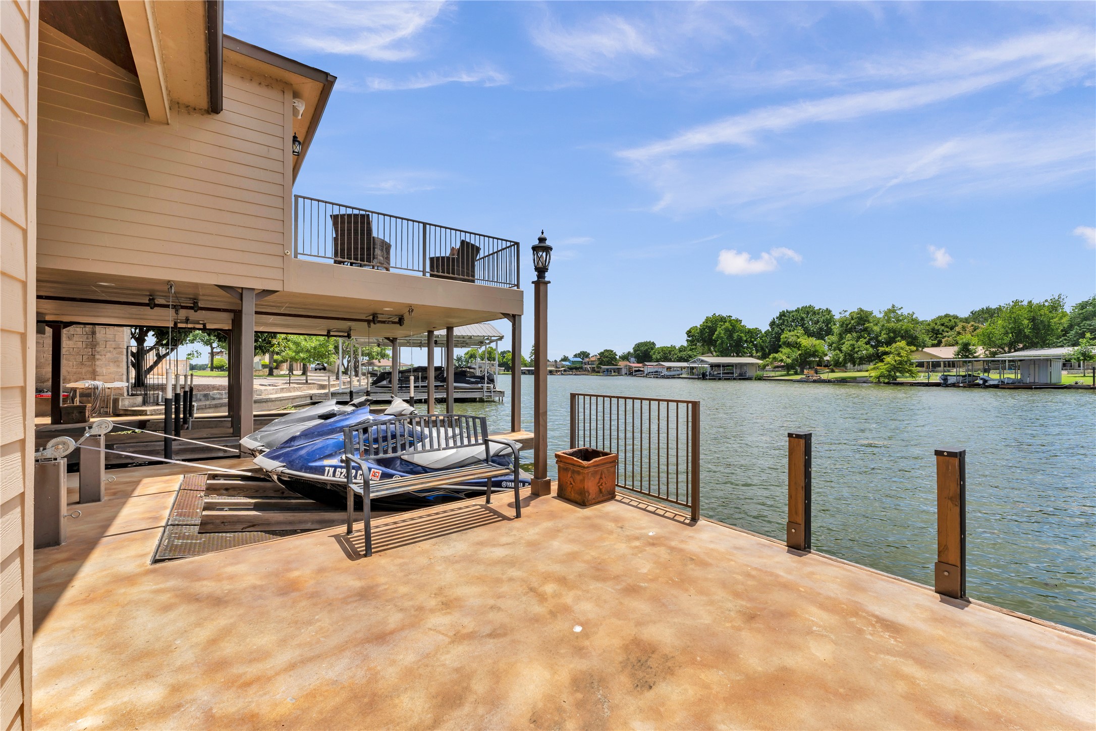 main property photo 24
