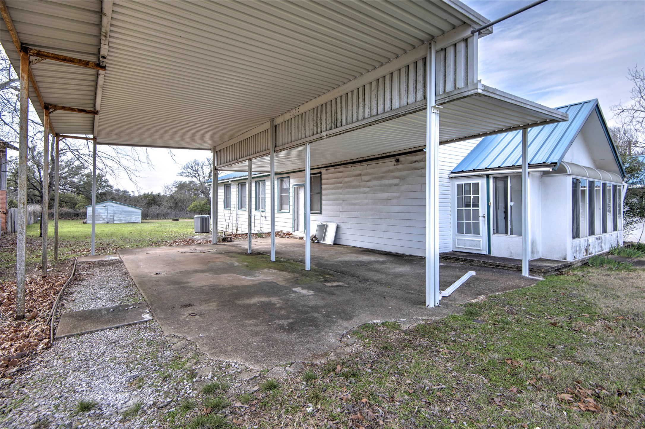 main property photo 4