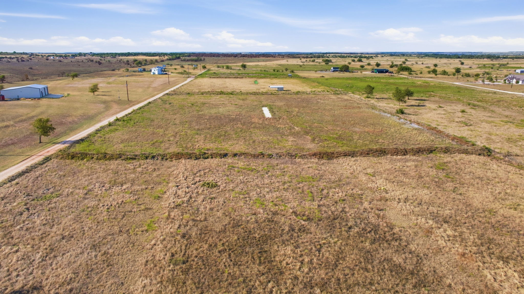 main property photo 14