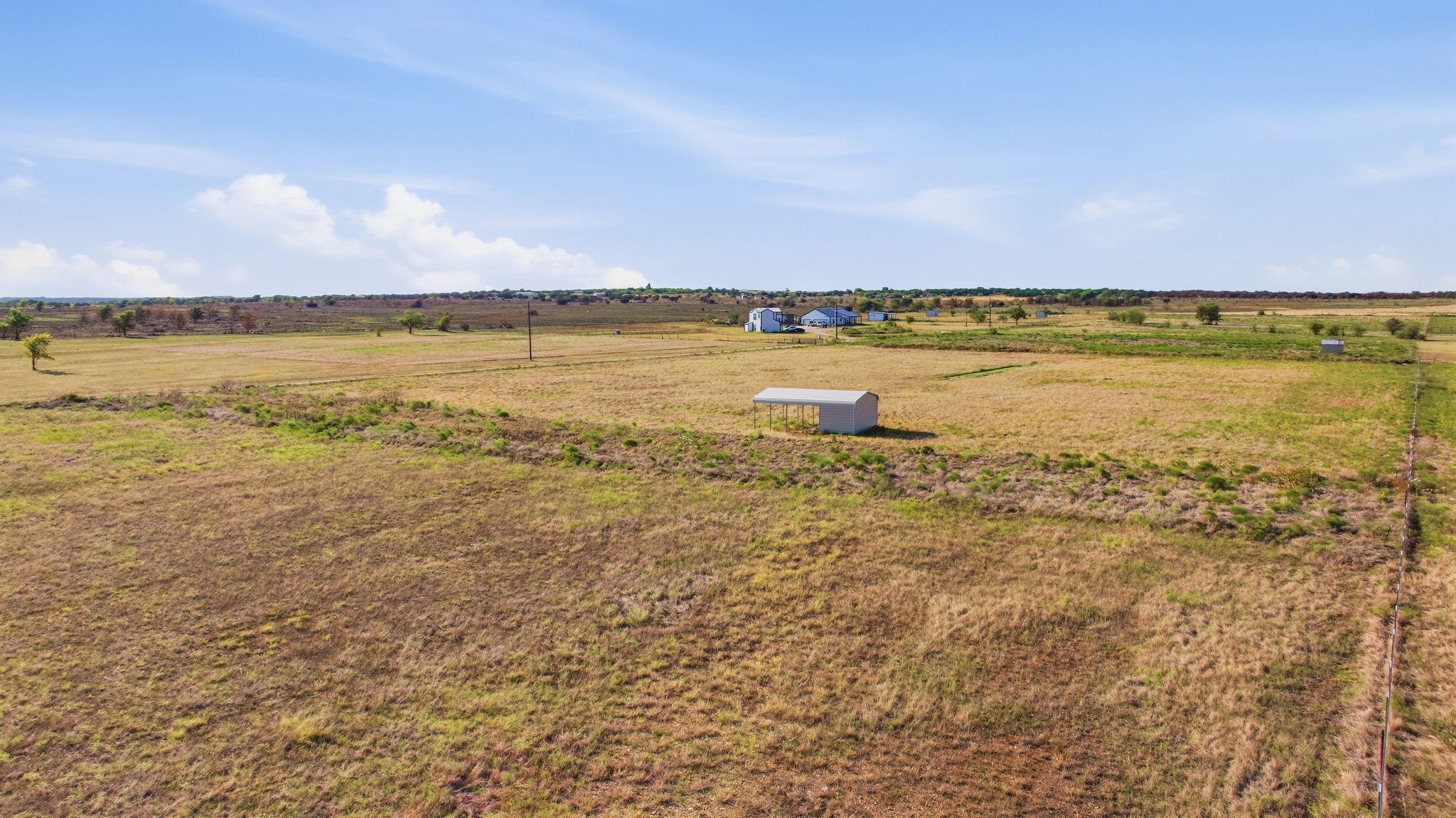 main property photo 16