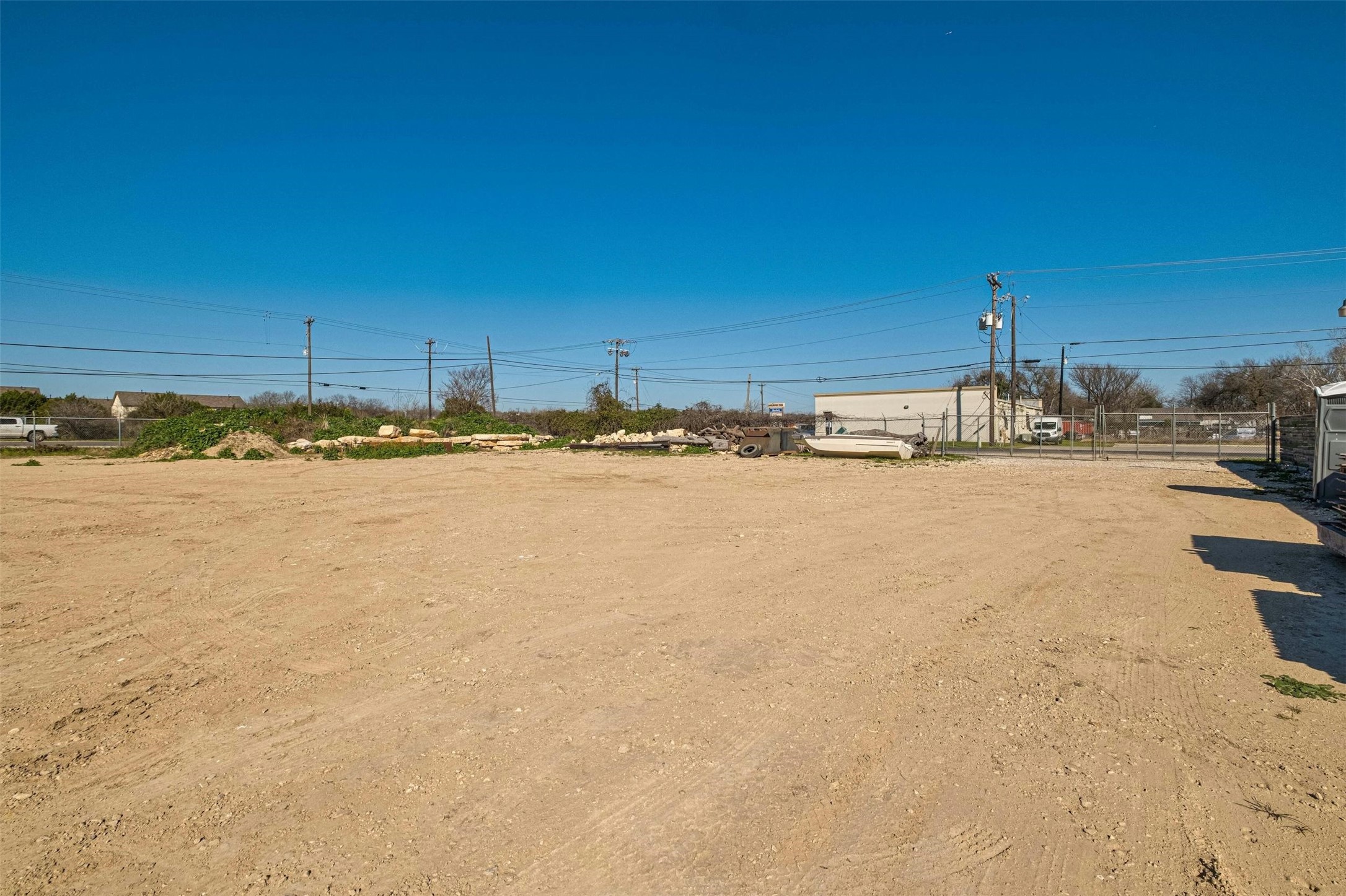 main property photo 15