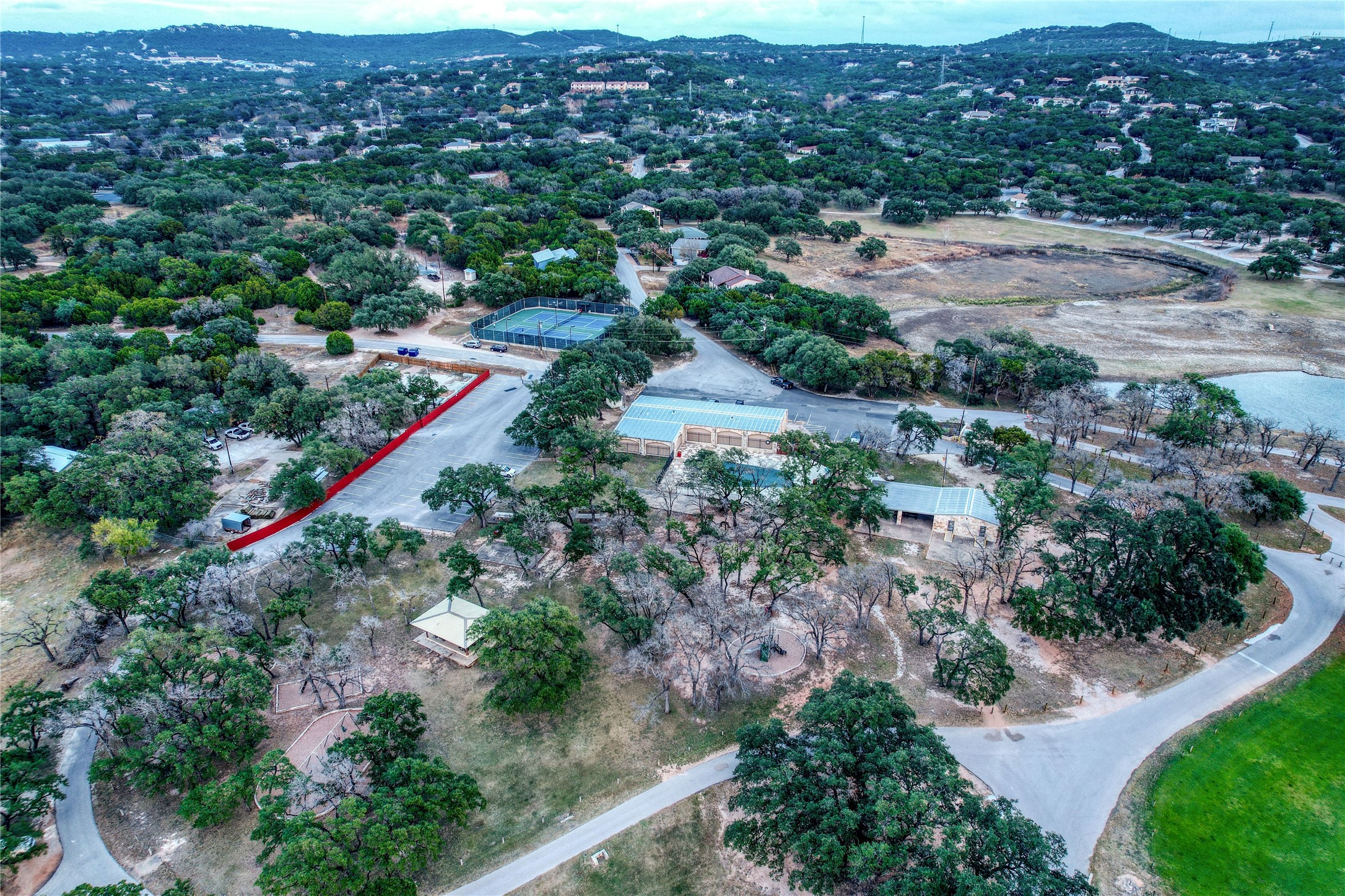 main property photo 15