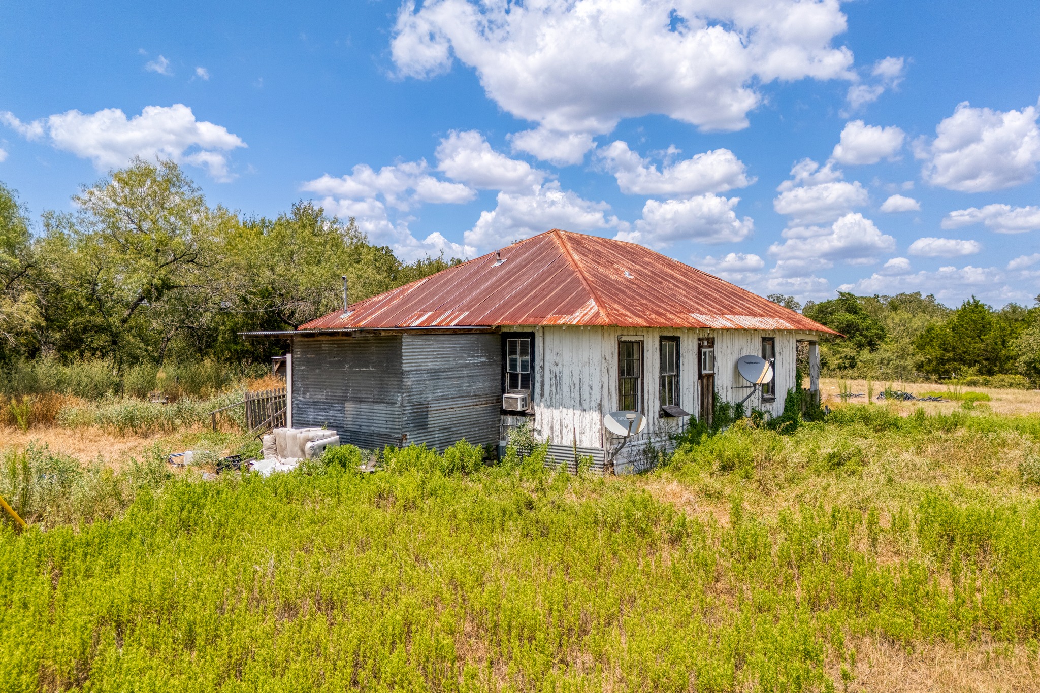 main property photo 6