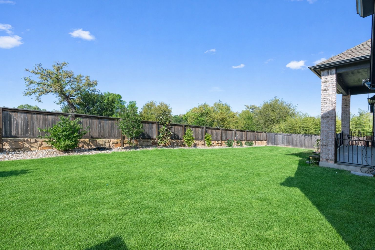 main property photo 36