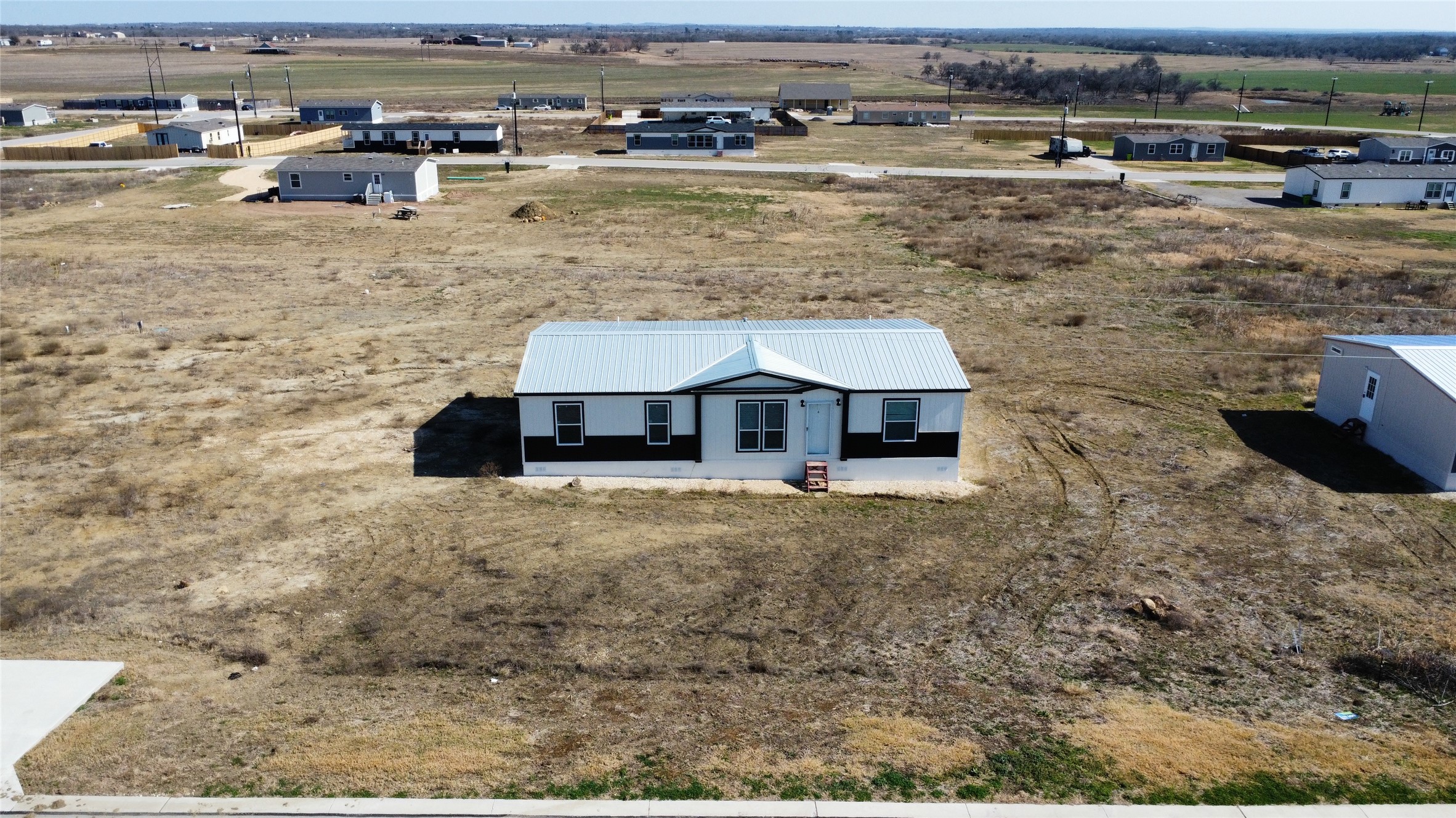 main property photo 12