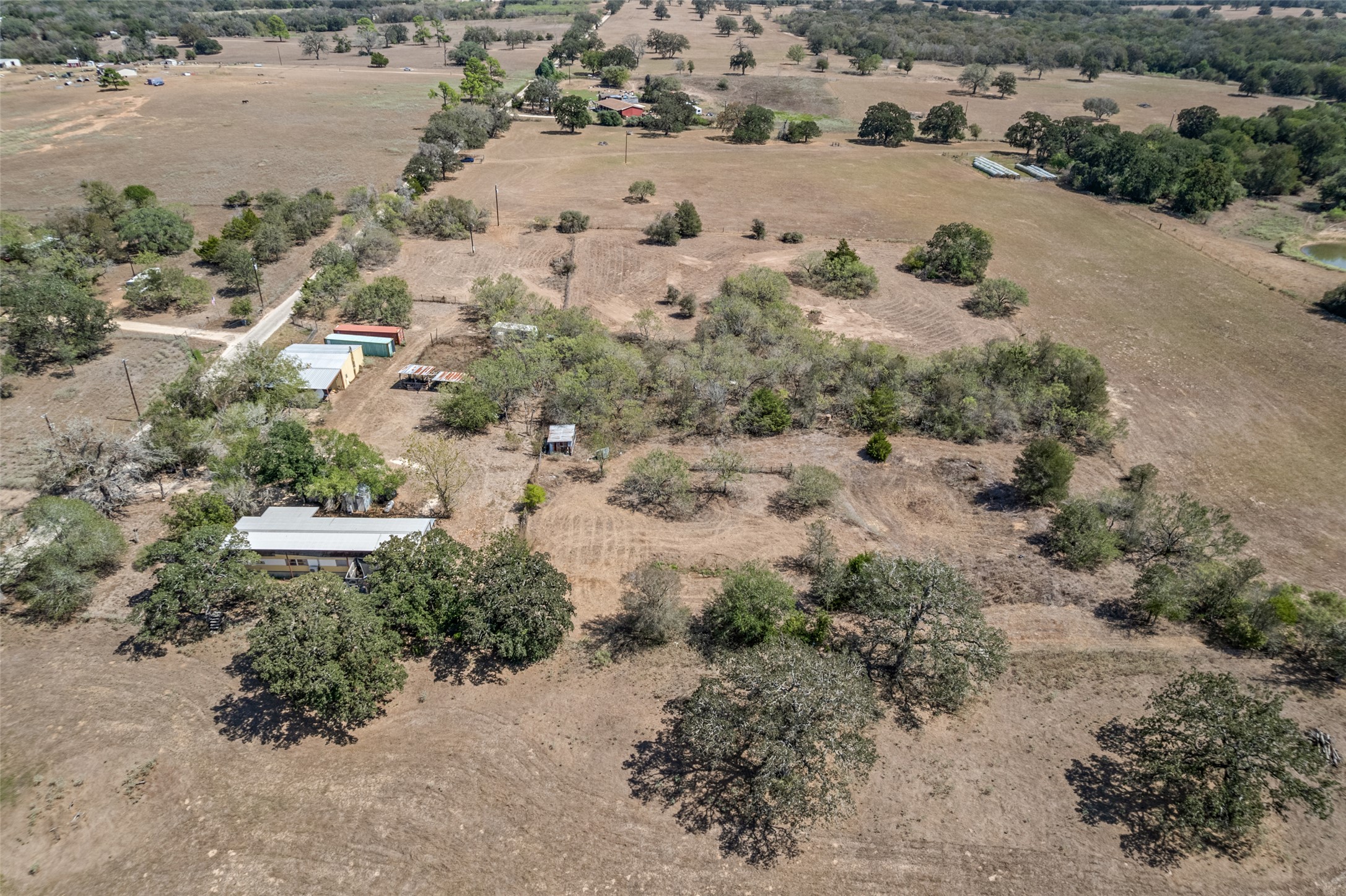 main property photo 23