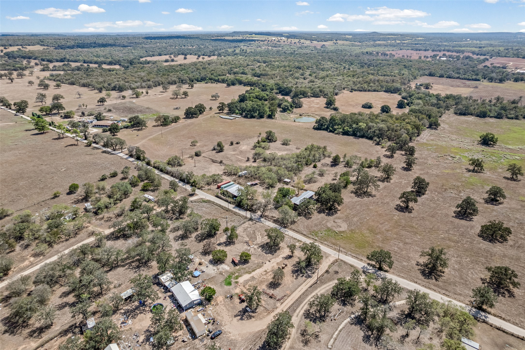 main property photo 28