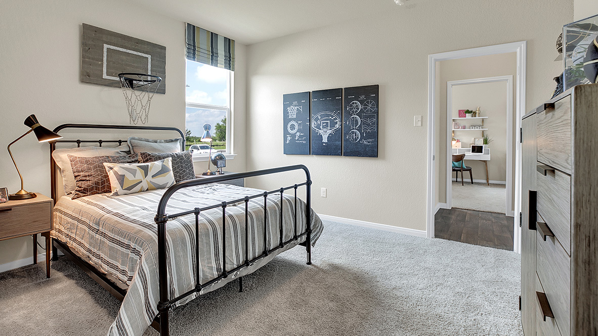 main property photo 20