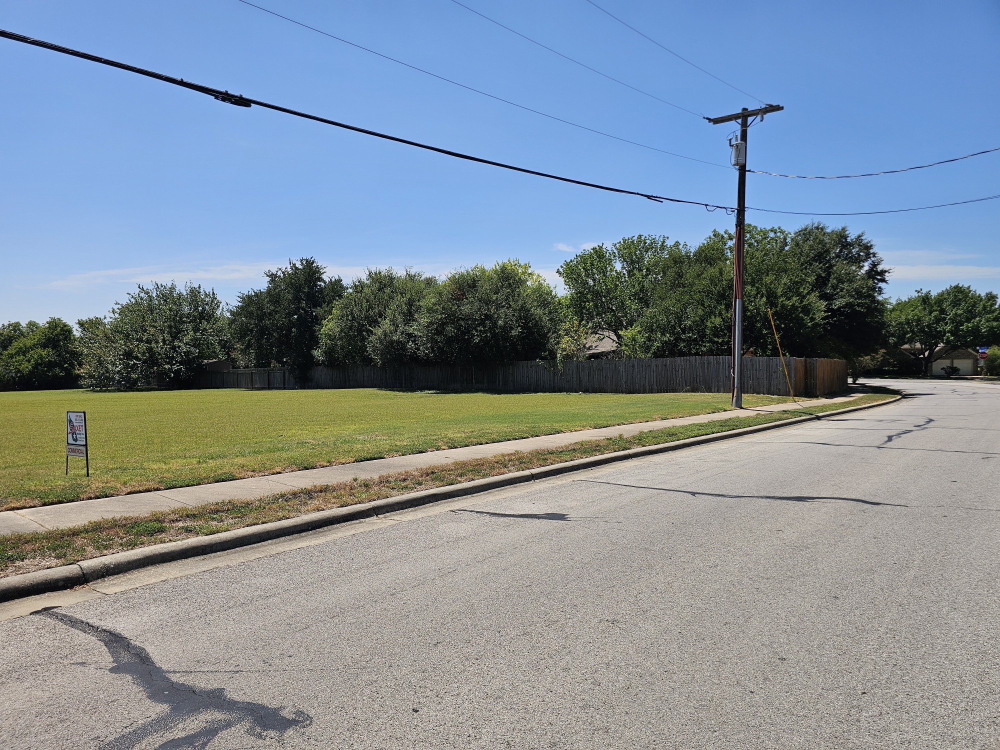 main property photo 12