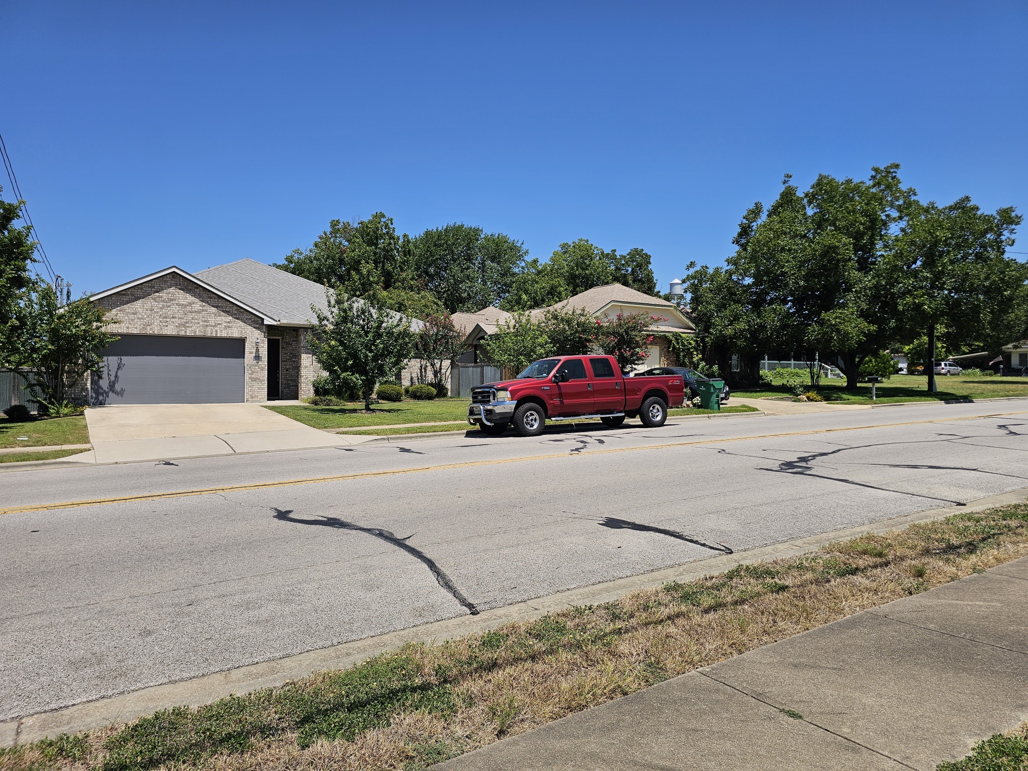 main property photo 17
