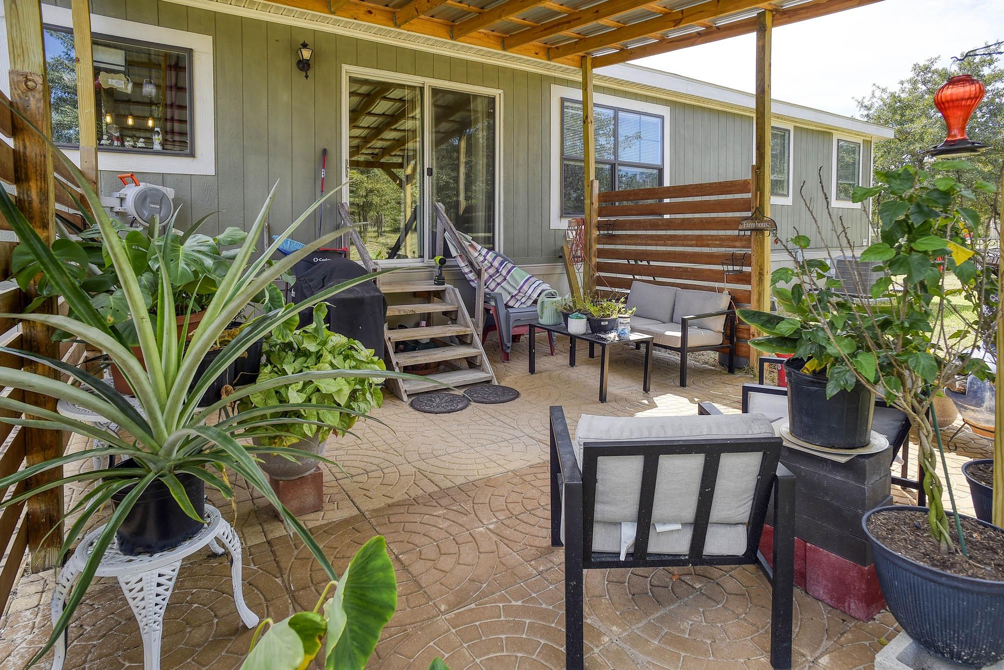 main property photo 19