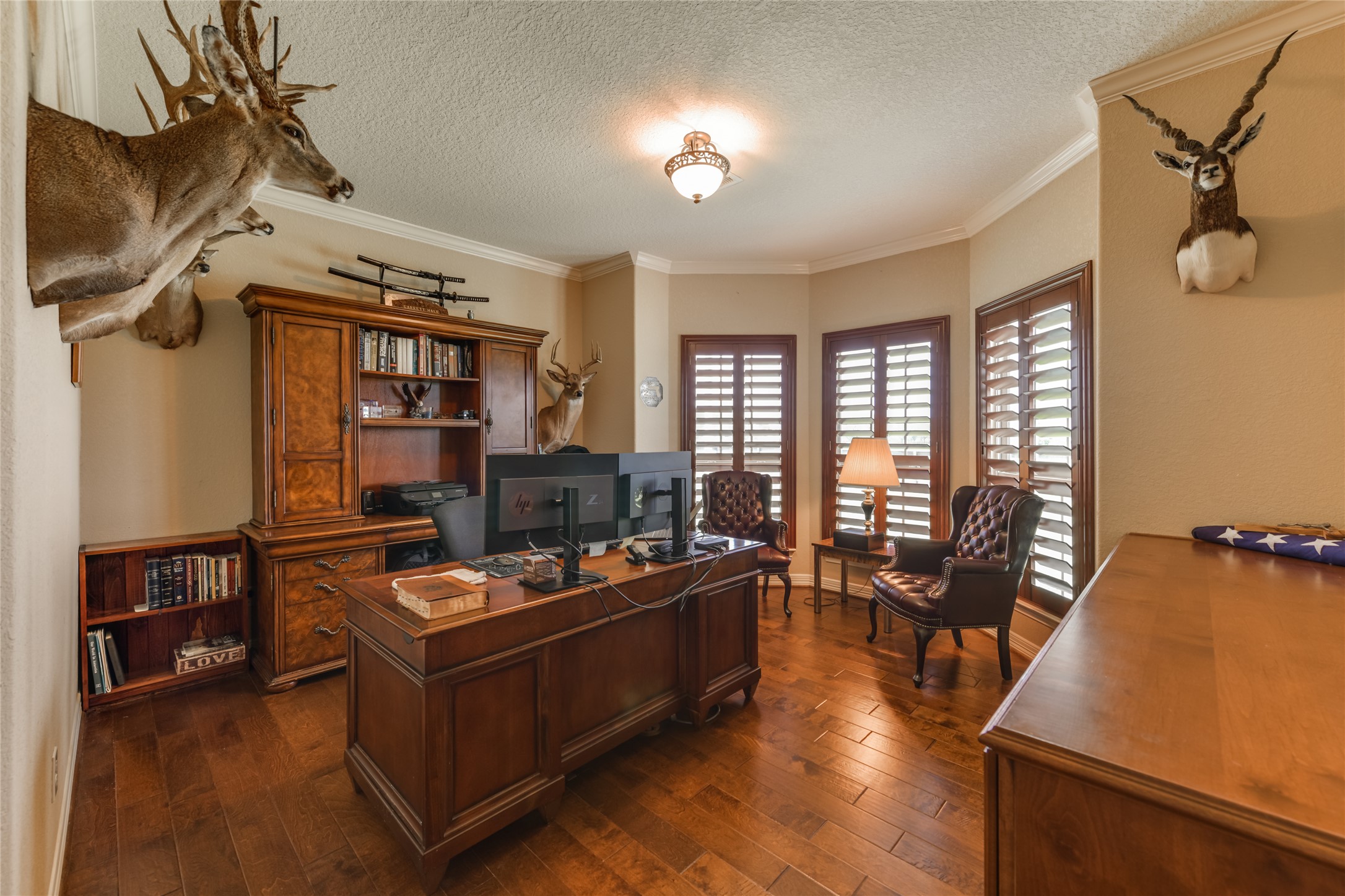 main property photo 17