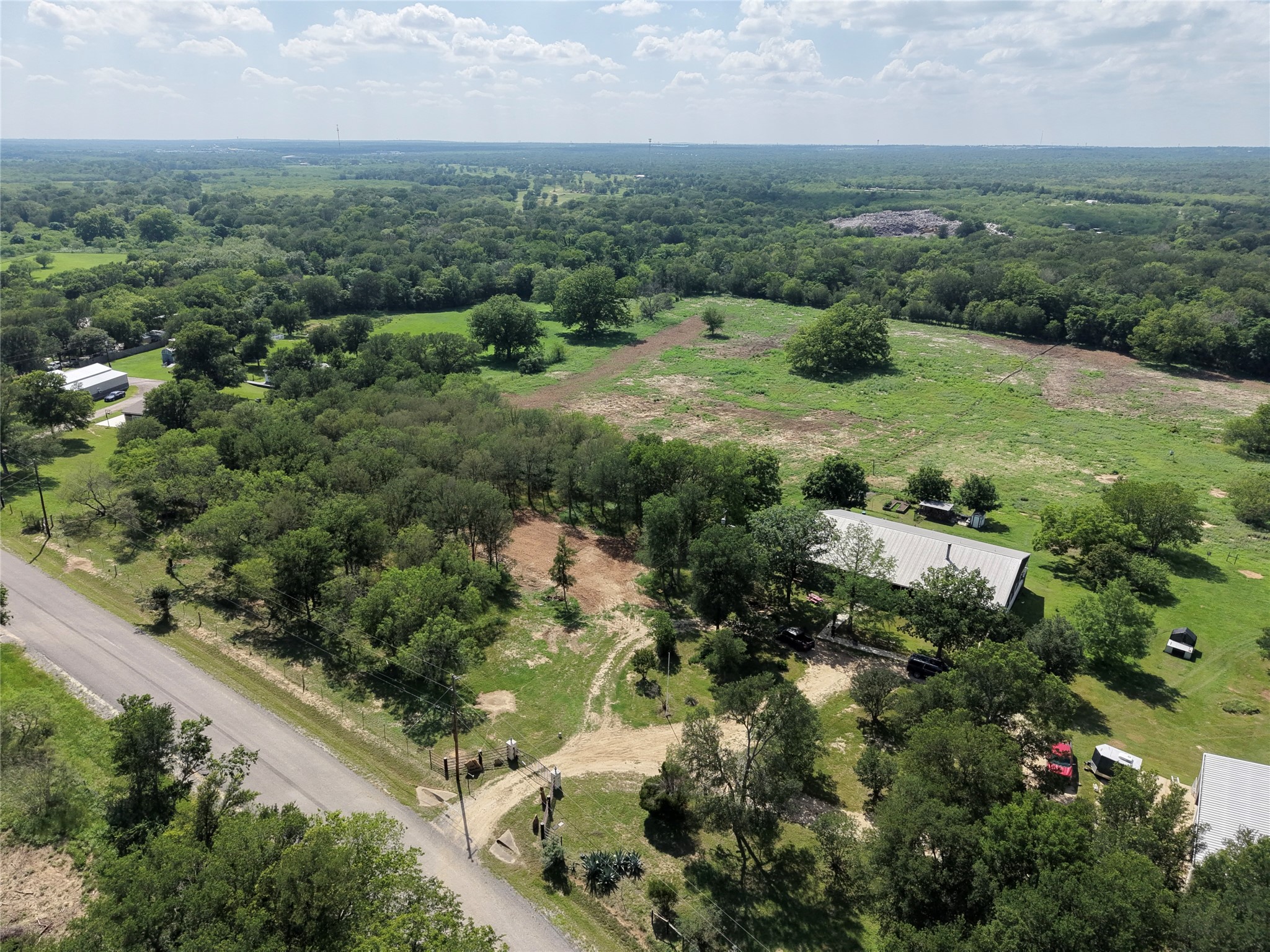 main property photo 15