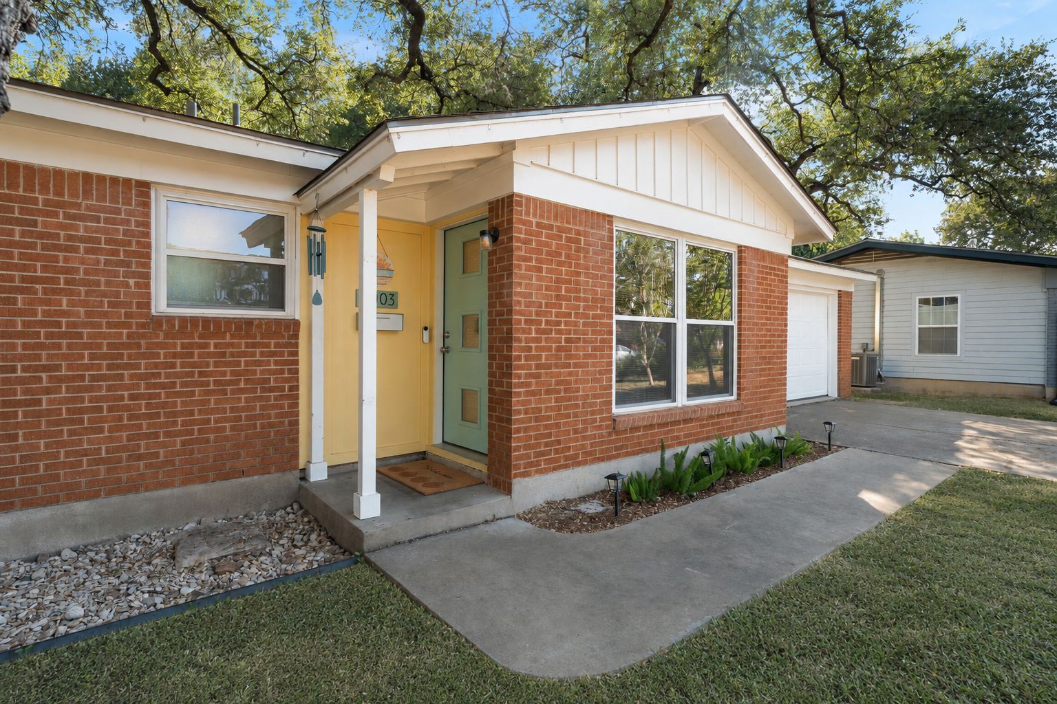 main property photo 16