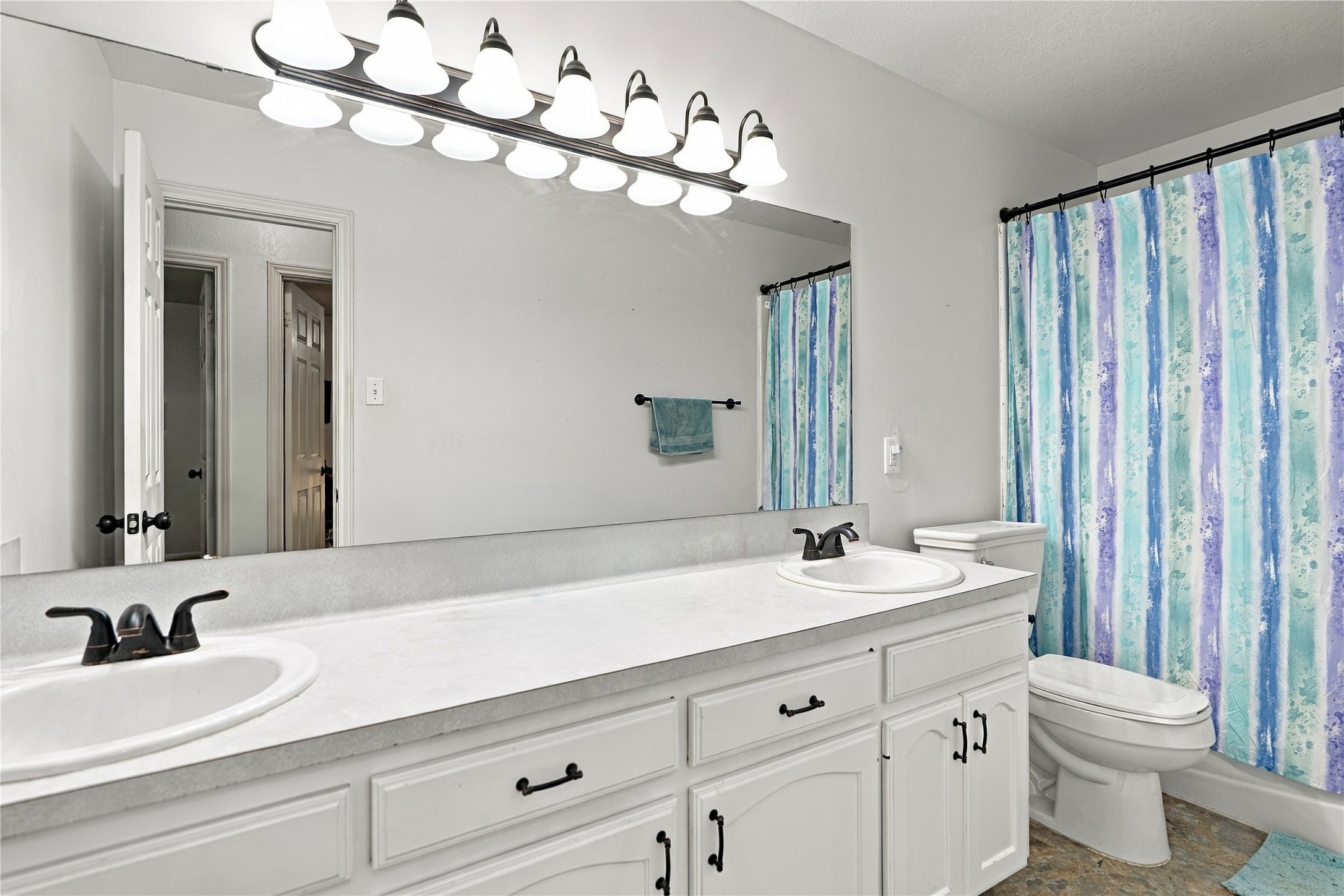 main property photo 12