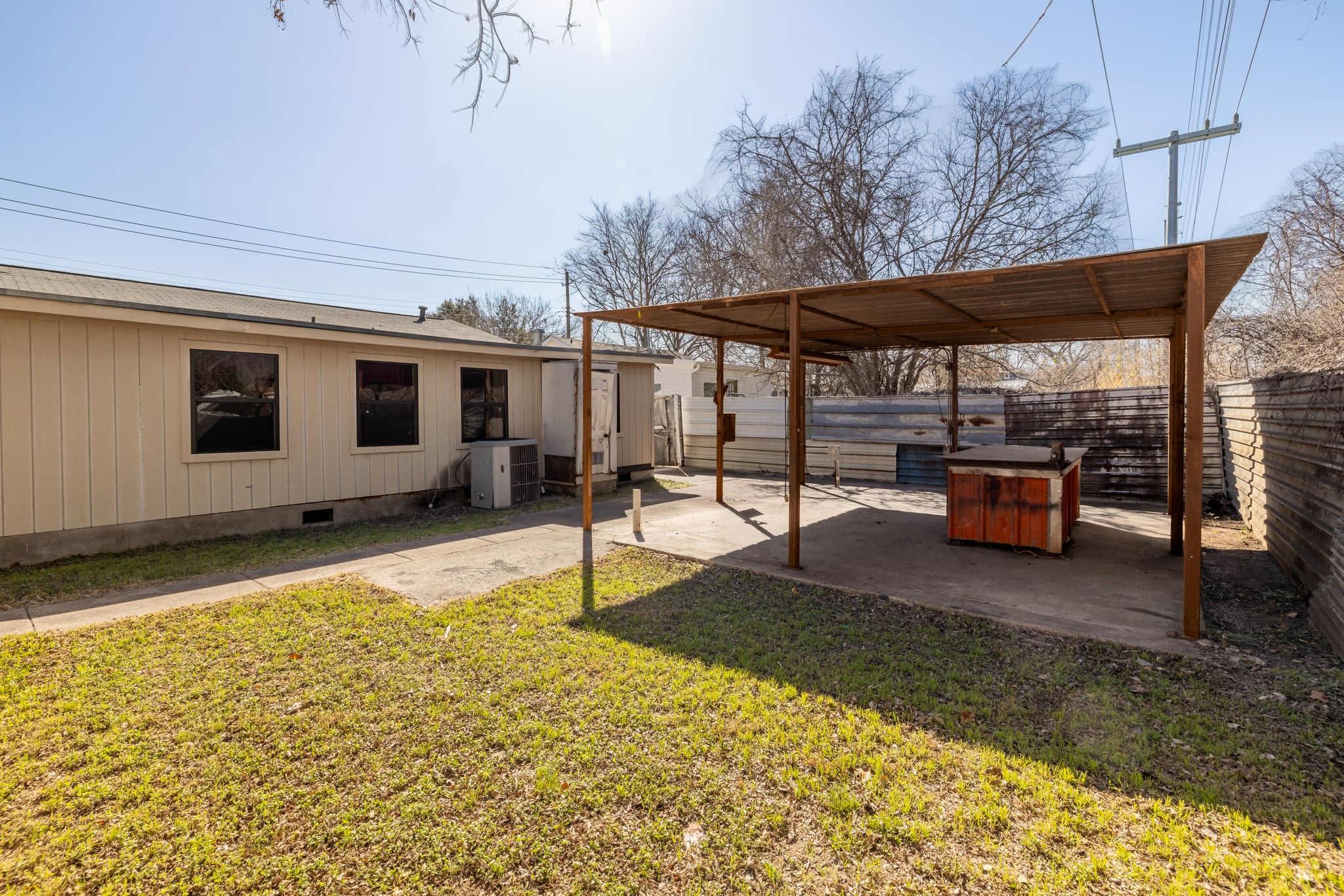 main property photo 24