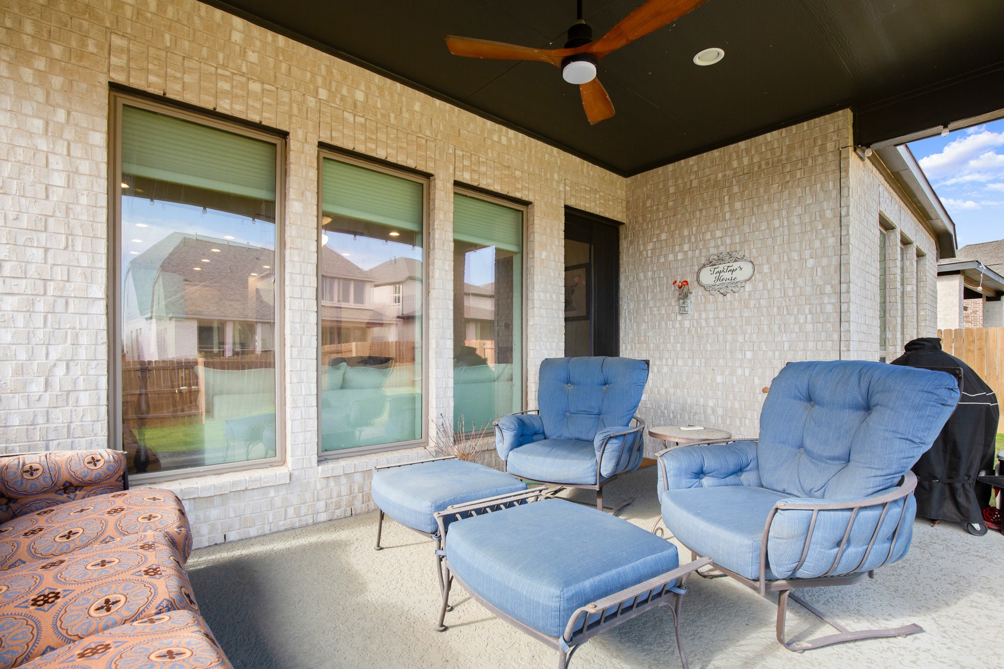 main property photo 22