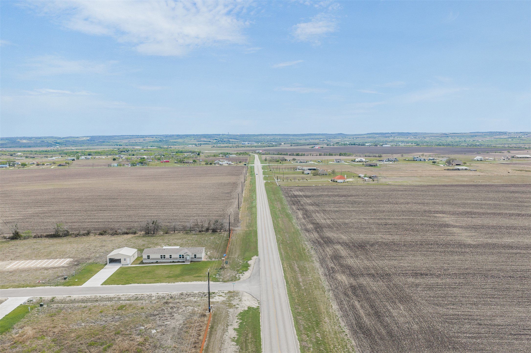 main property photo 11