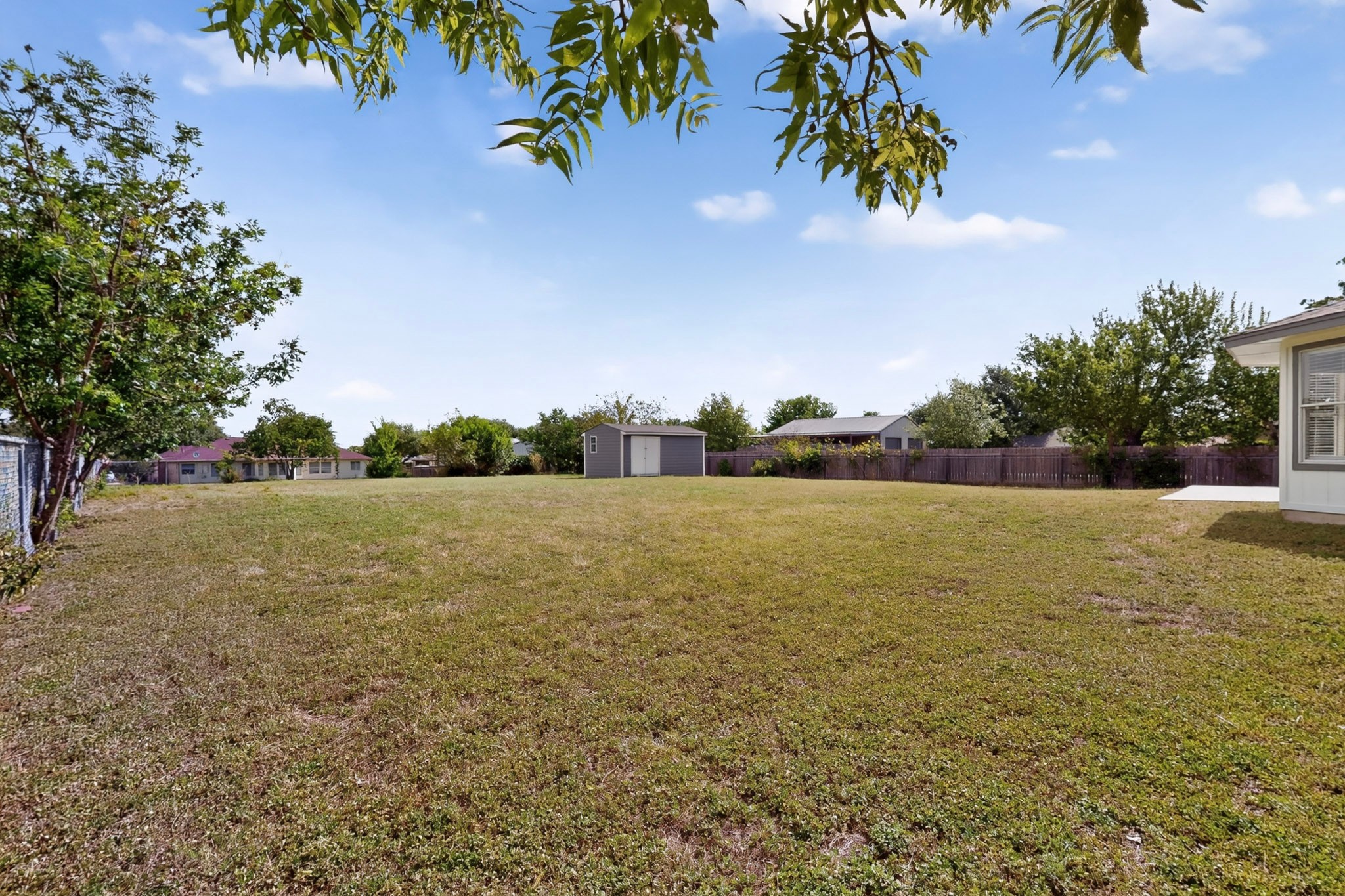 main property photo 39