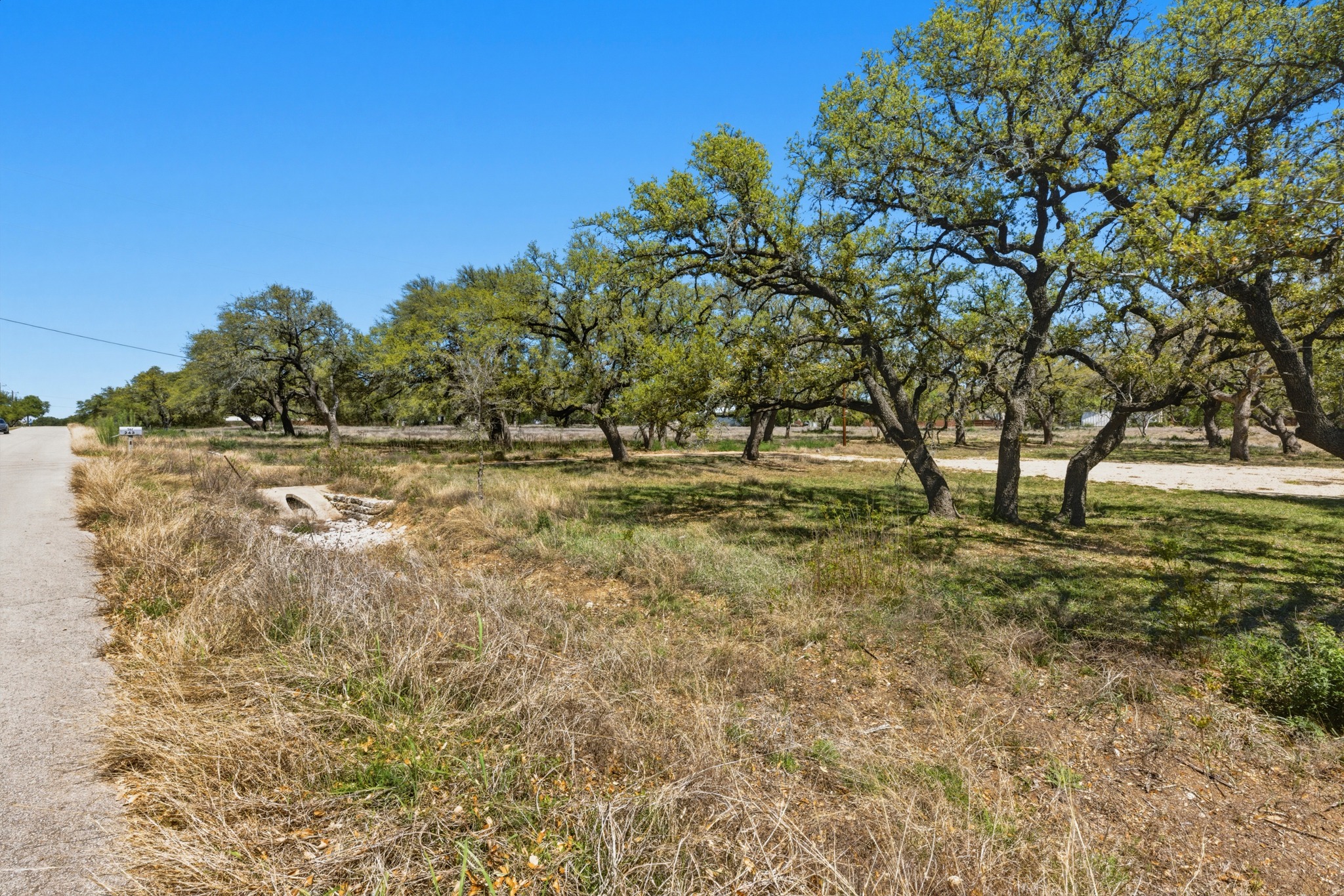 main property photo 20