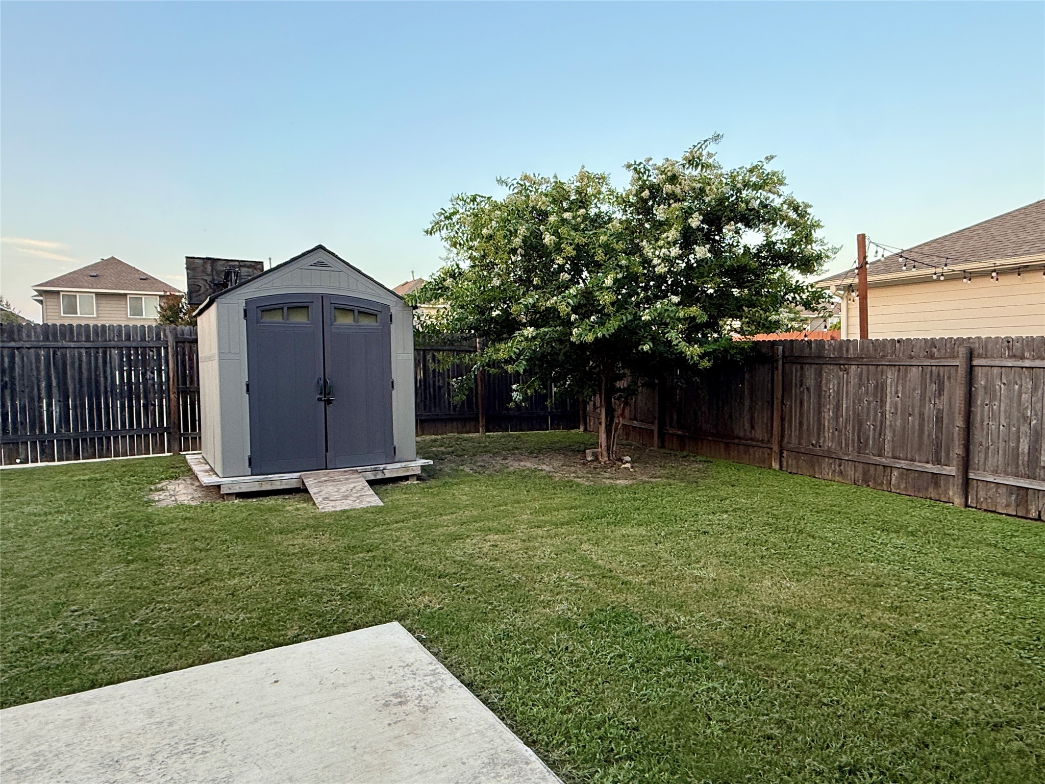 main property photo 20