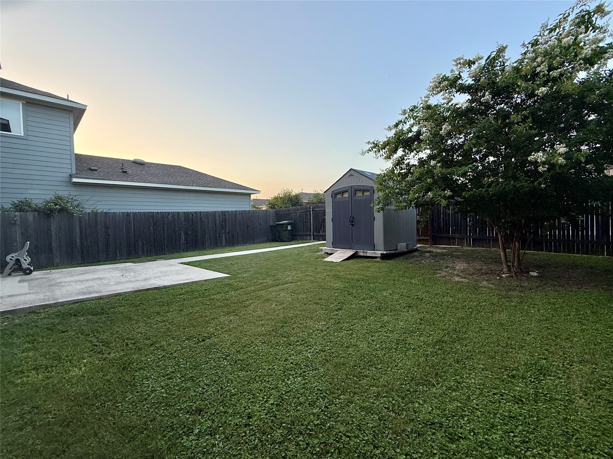 main property photo 21