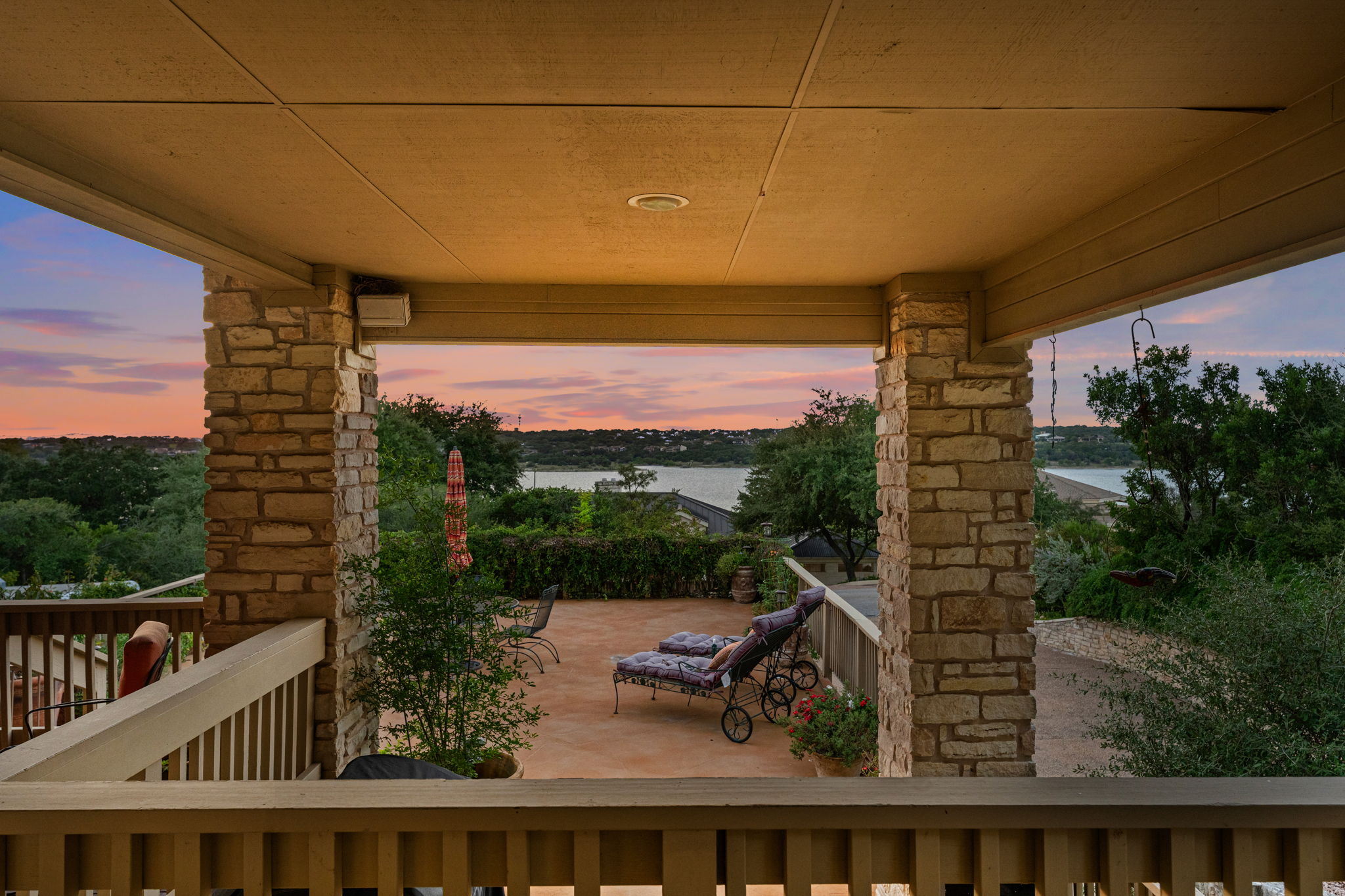 main property photo 36
