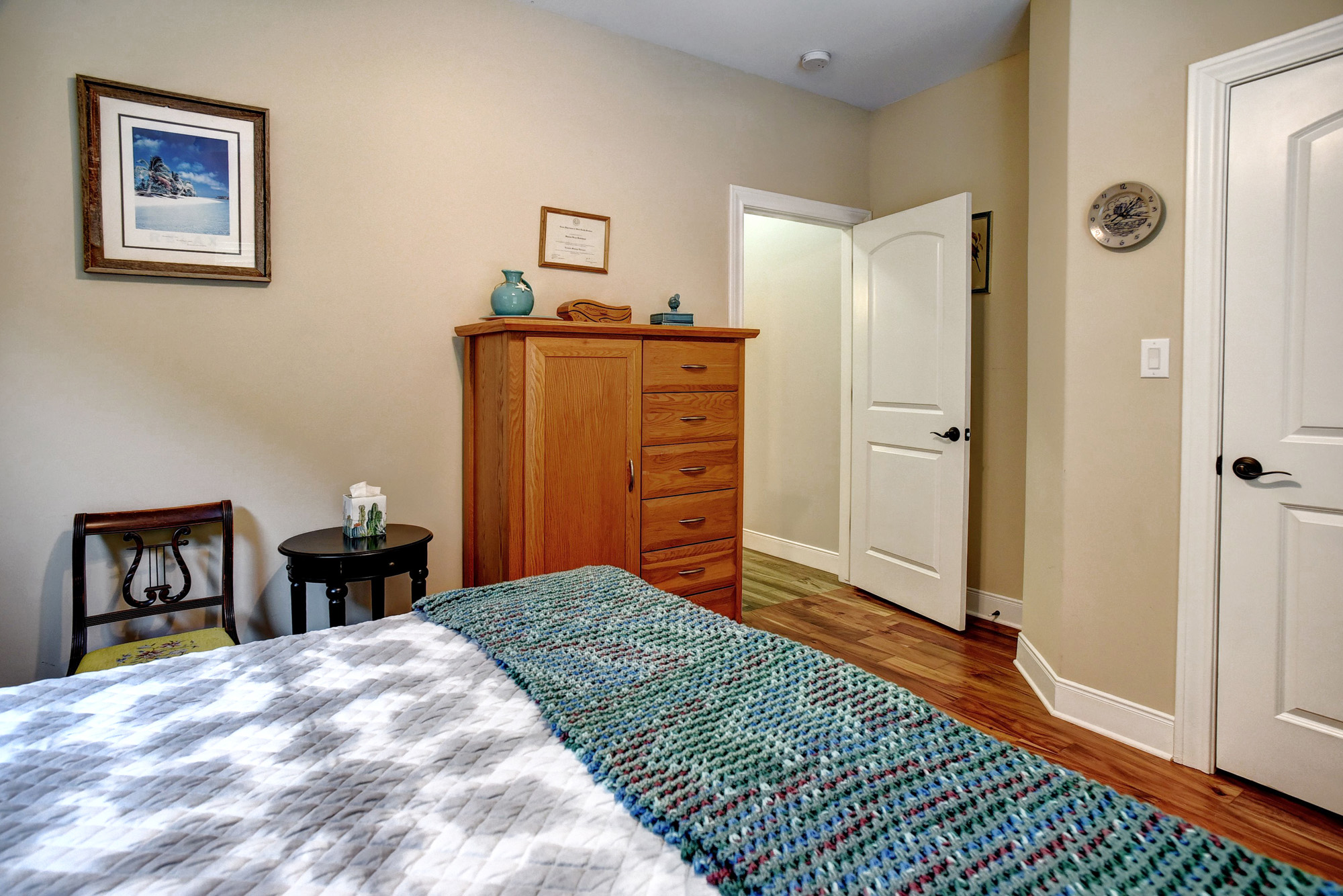 main property photo 23