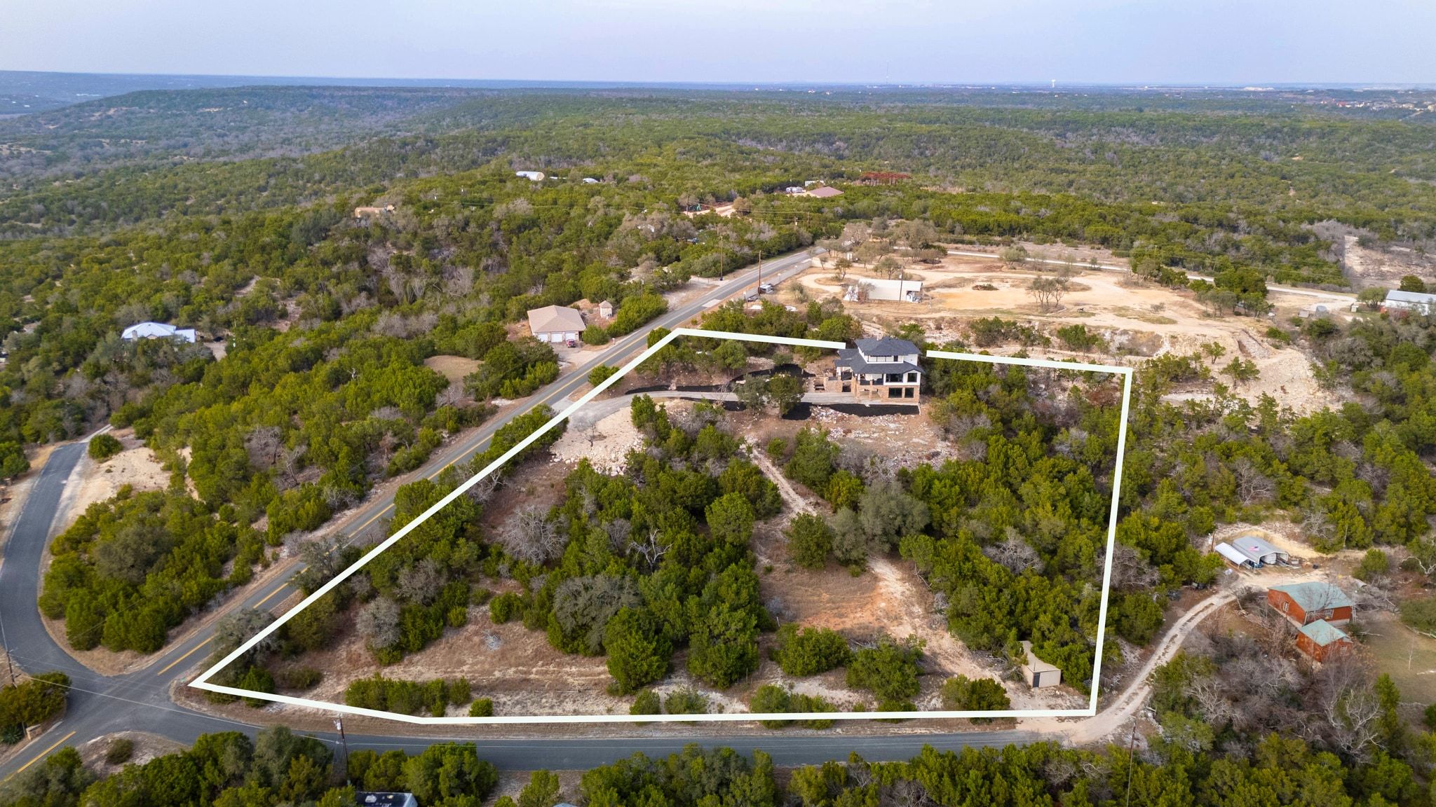 main property photo 23
